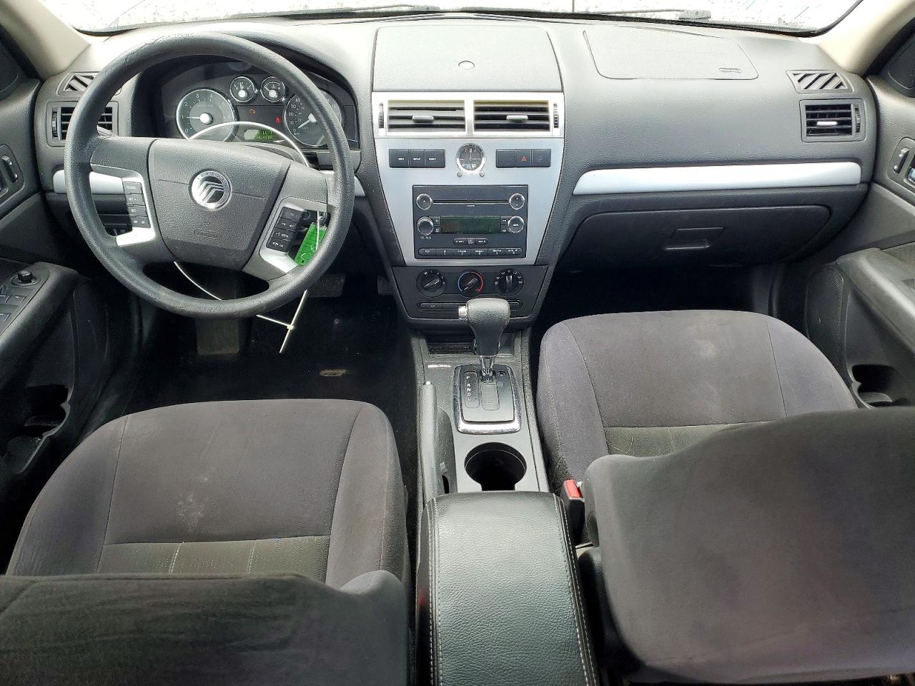 2009 Mercury Milan Gray vin: 3MEHM07Z99R603827
