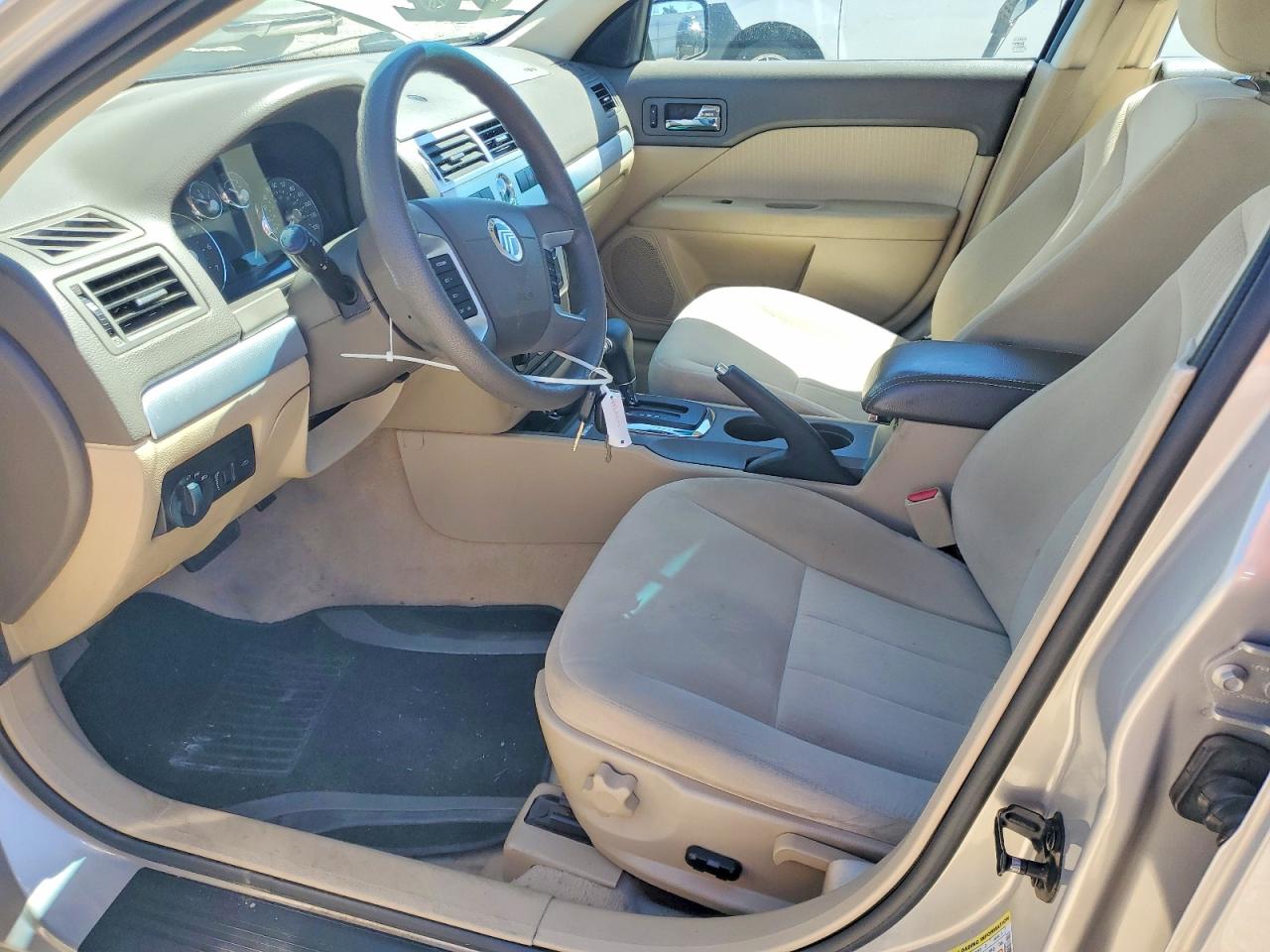 2009 Mercury Milan Beige vin: 3MEHM07ZX9R604596