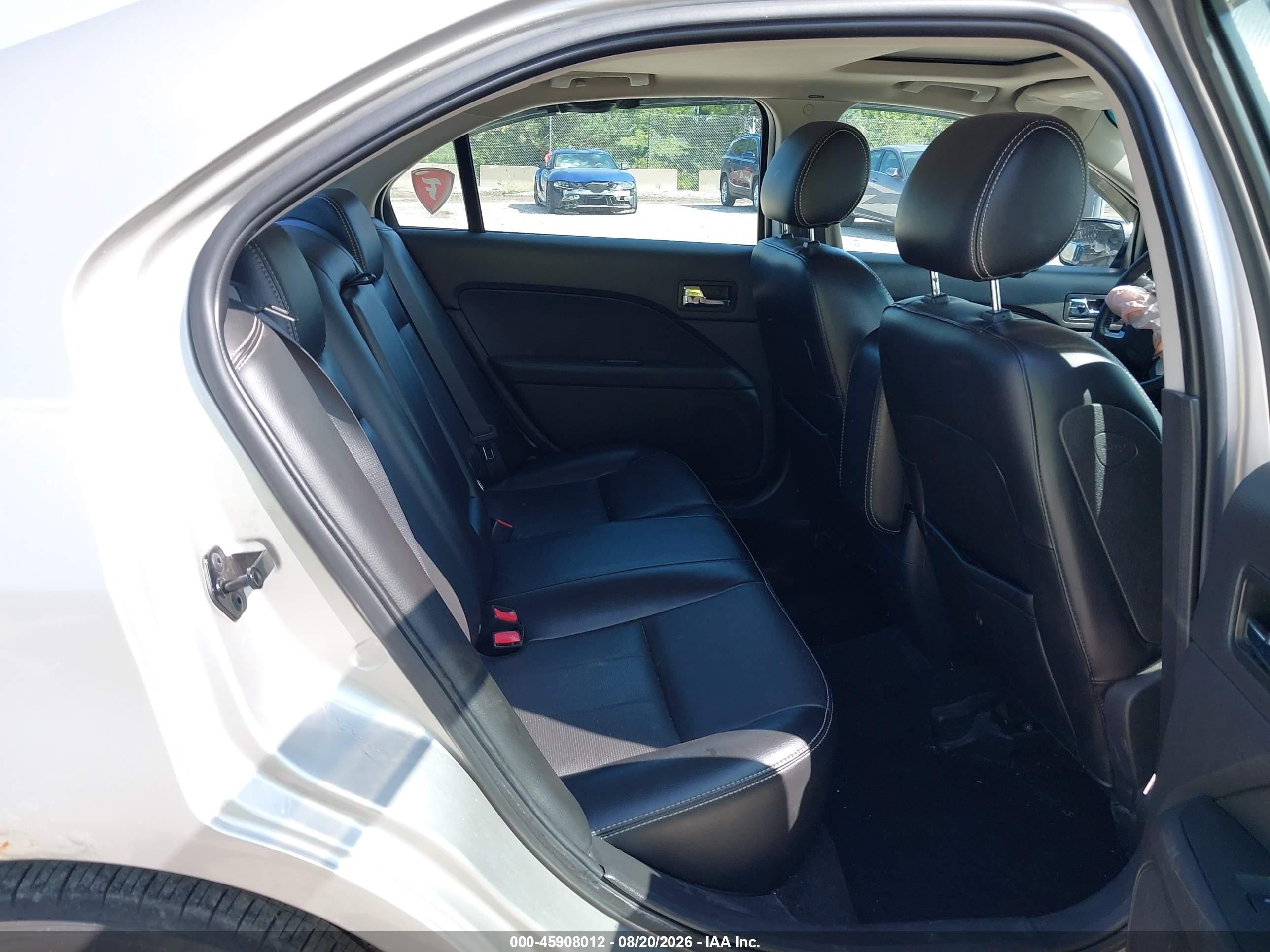 2007 Mercury Milan Premier Серебряный vin: 3MEHM08107R628721