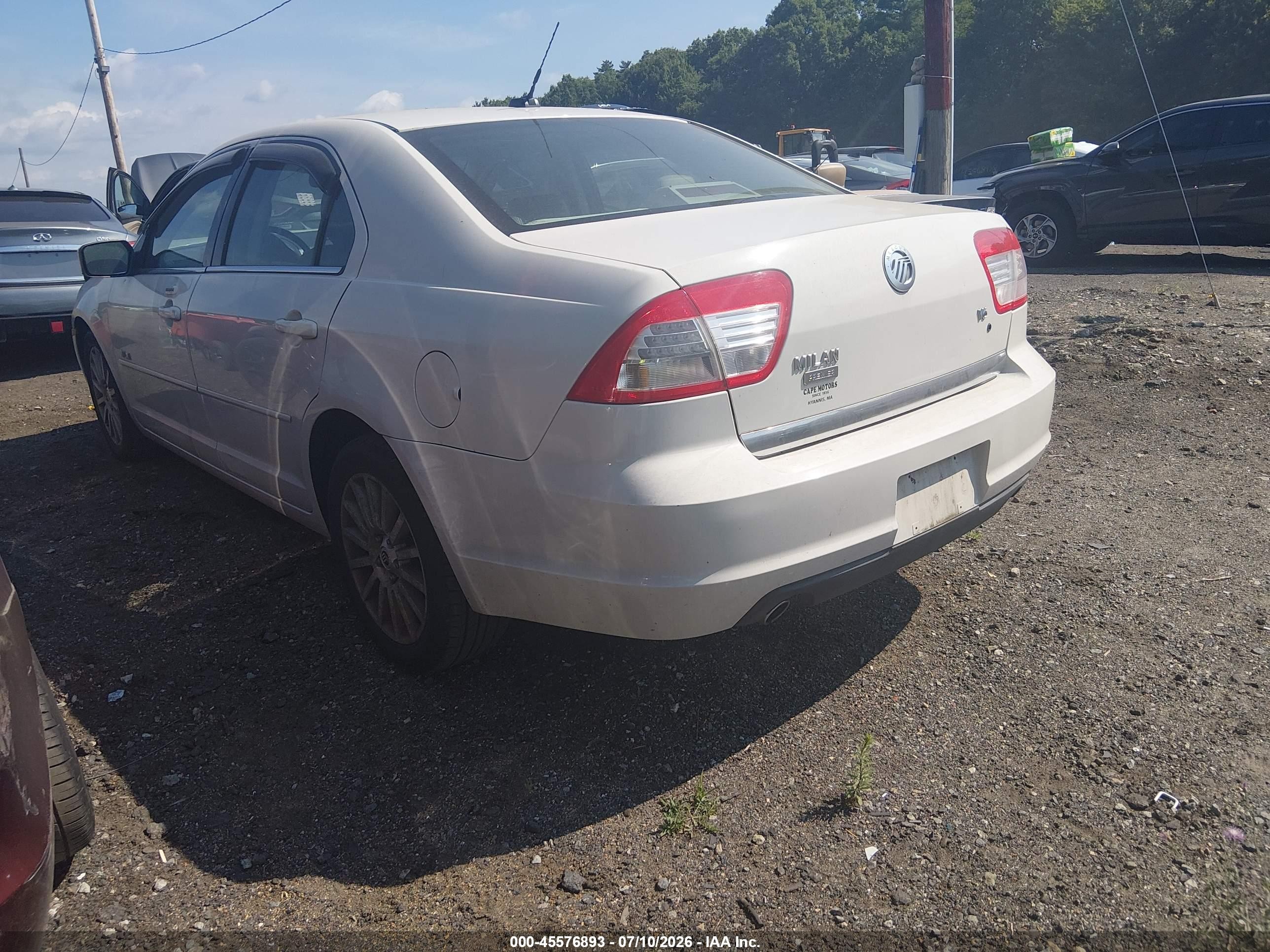 2008 Mercury Milan V6 Premier White vin: 3MEHM08108R654432