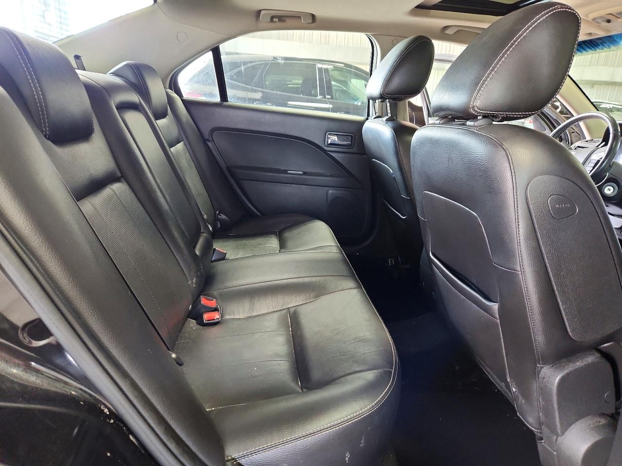 2009 Mercury Milan Premier Black vin: 3MEHM08109R635171