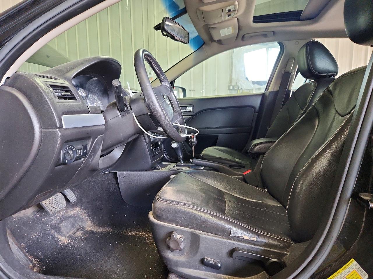 2009 Mercury Milan Premier Black vin: 3MEHM08109R635171