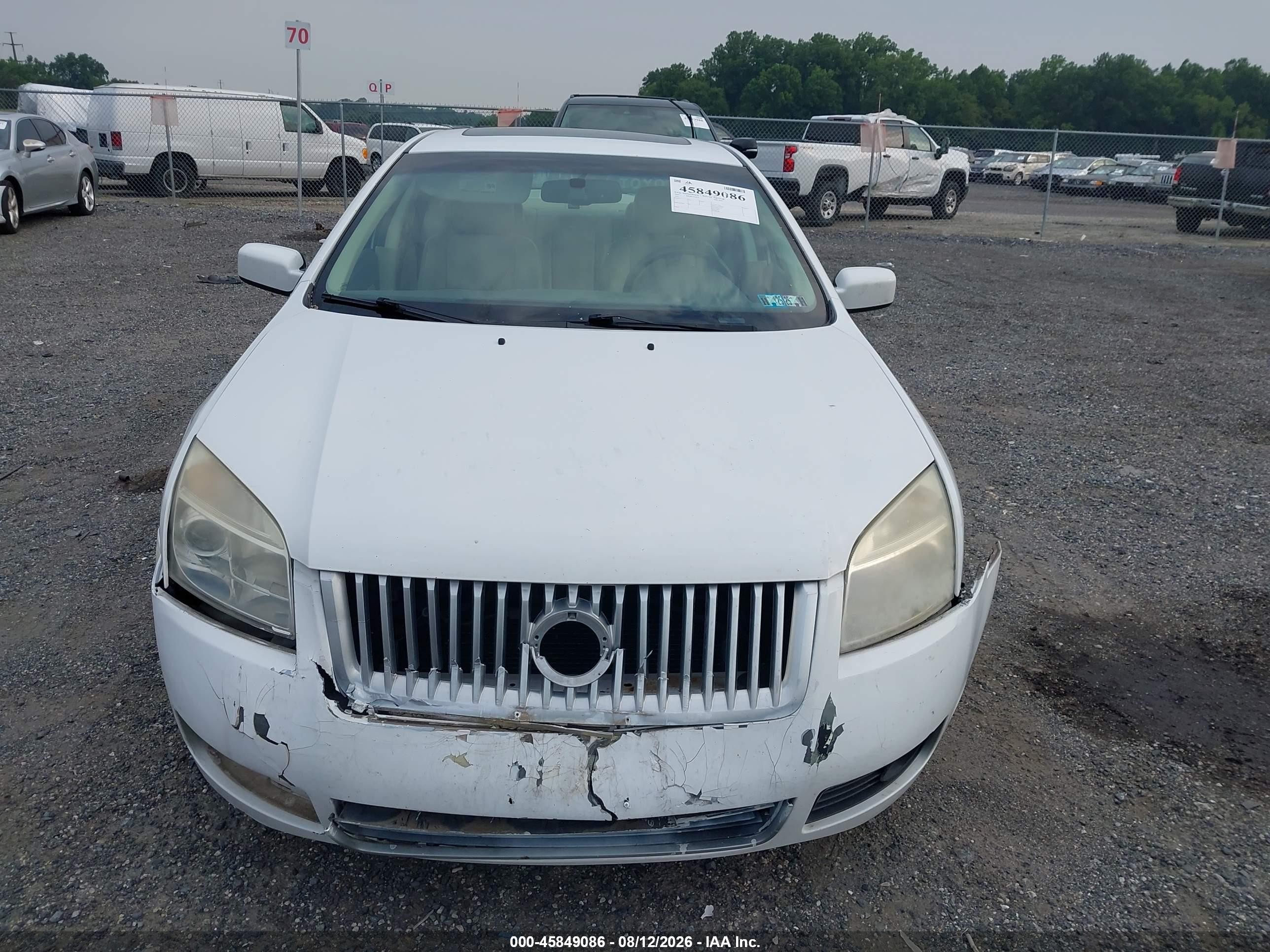2007 Mercury Milan Premier White vin: 3MEHM08117R604010