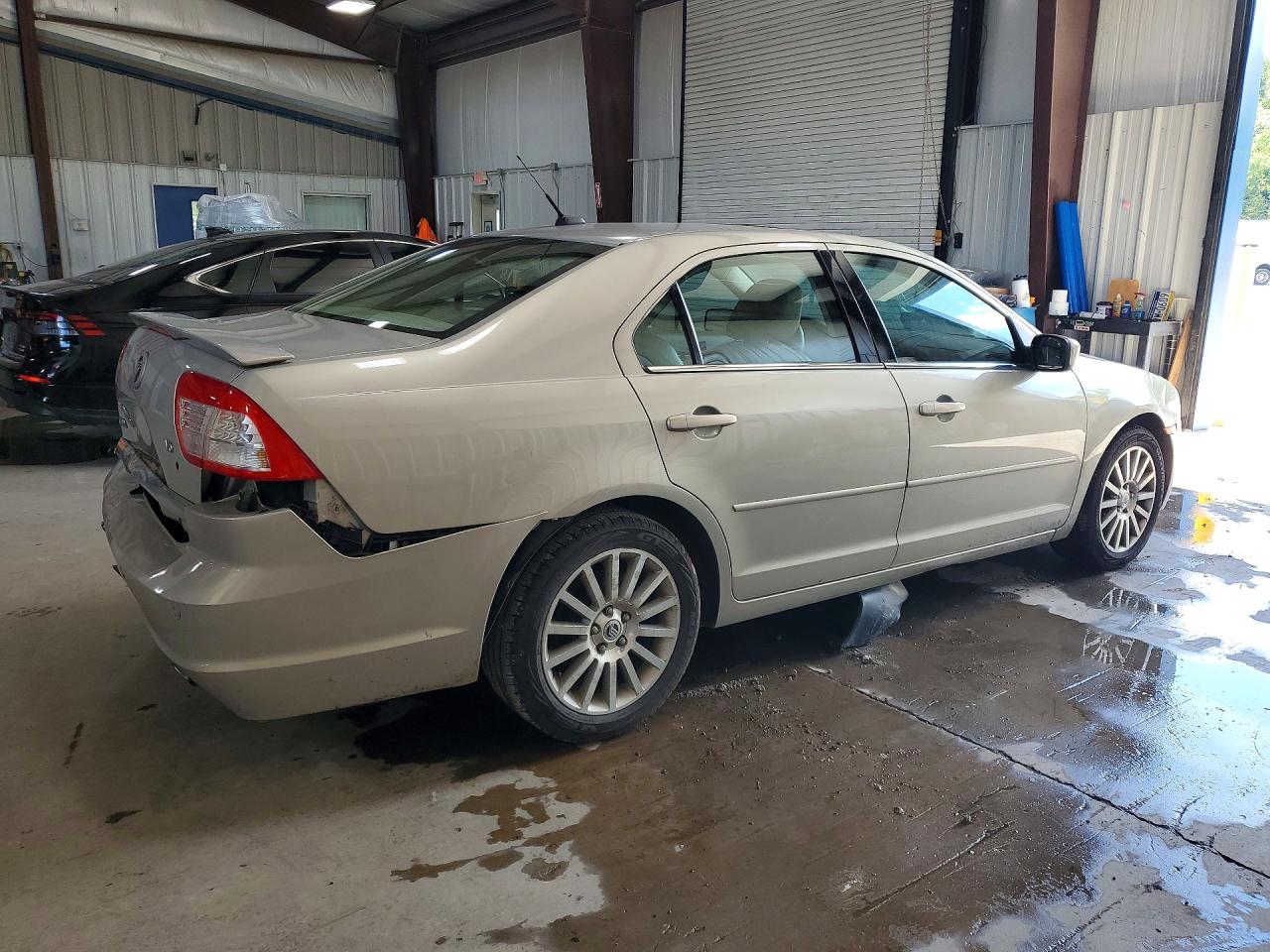 2009 Mercury Milan Premier Silver vin: 3MEHM08119R627063
