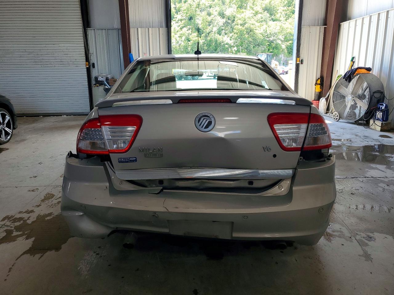 2009 Mercury Milan Premier Silver vin: 3MEHM08119R627063