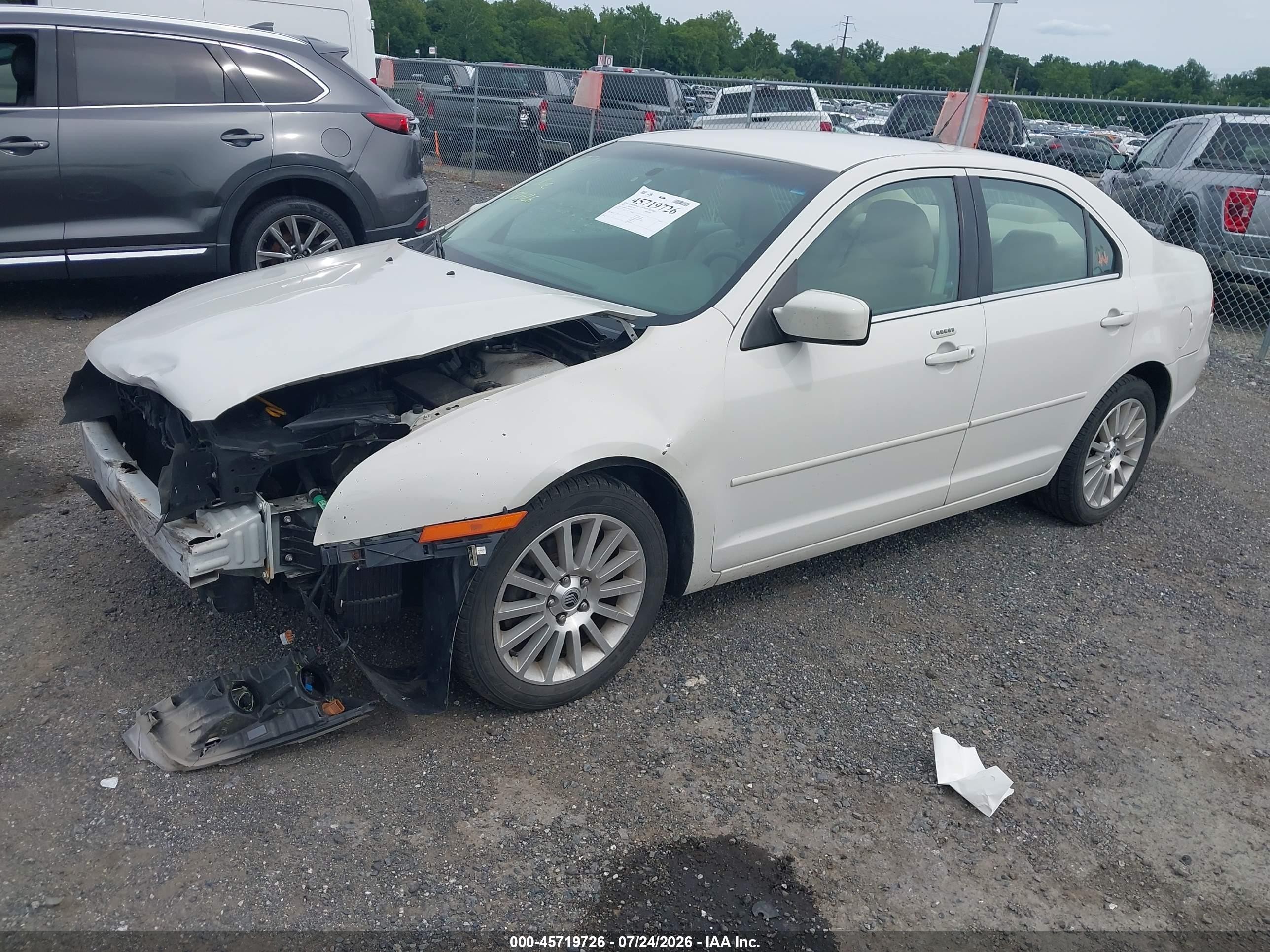2009 Mercury Milan V6 Premier White vin: 3MEHM08119R628133