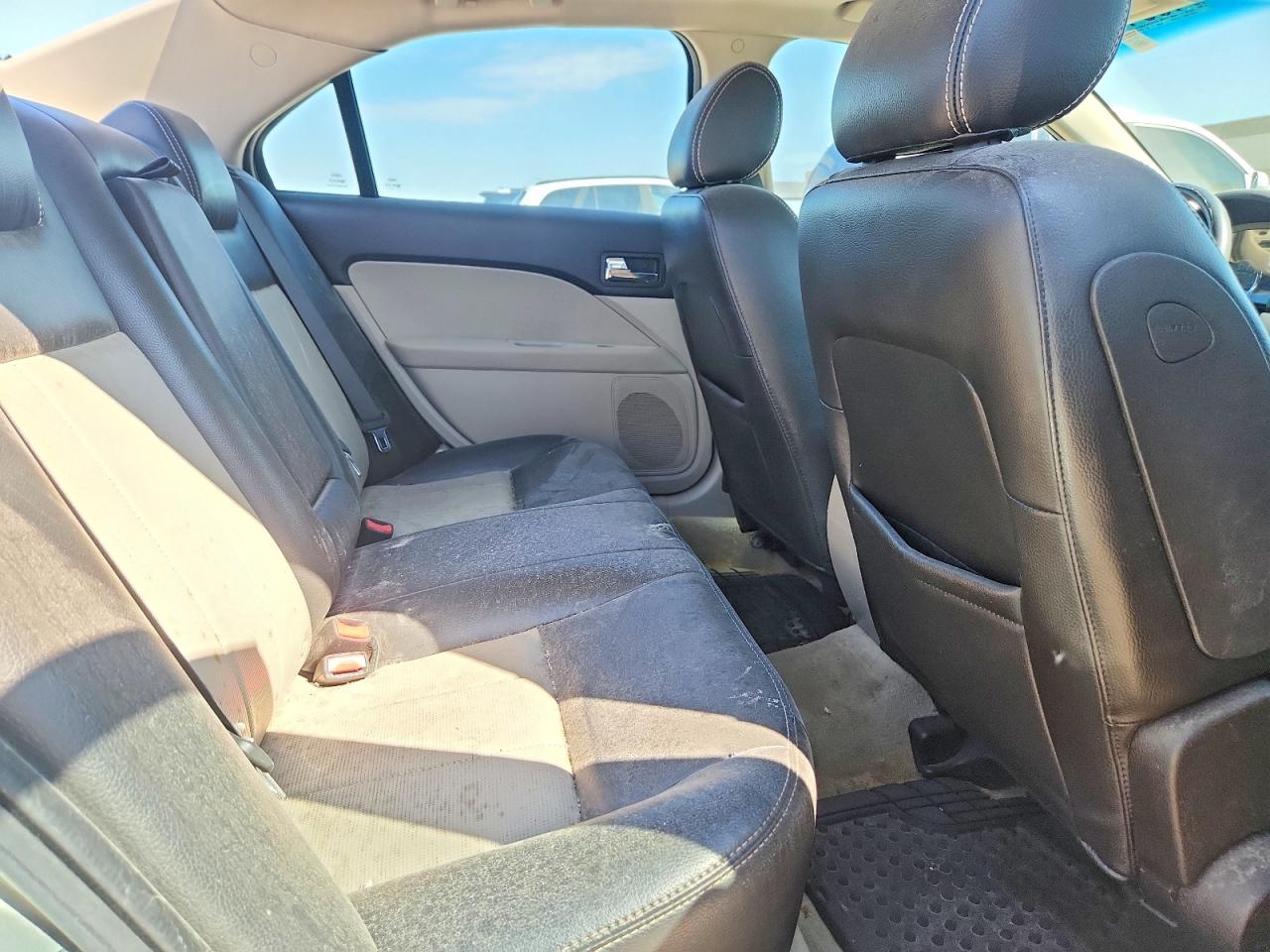 2008 Mercury Milan Premier Green vin: 3MEHM08138R604527