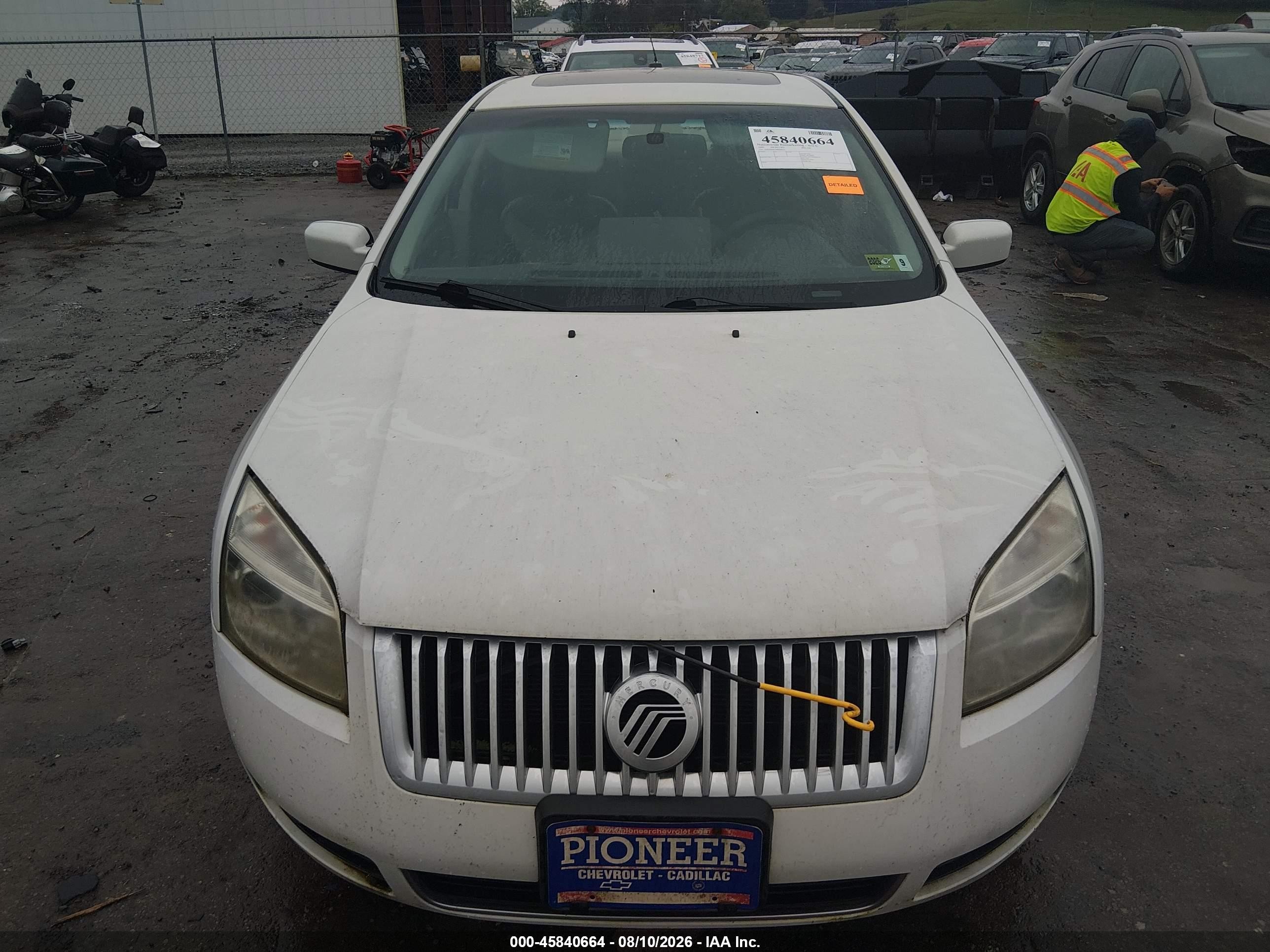 2009 Mercury Milan V6 Premier White vin: 3MEHM08139R600673