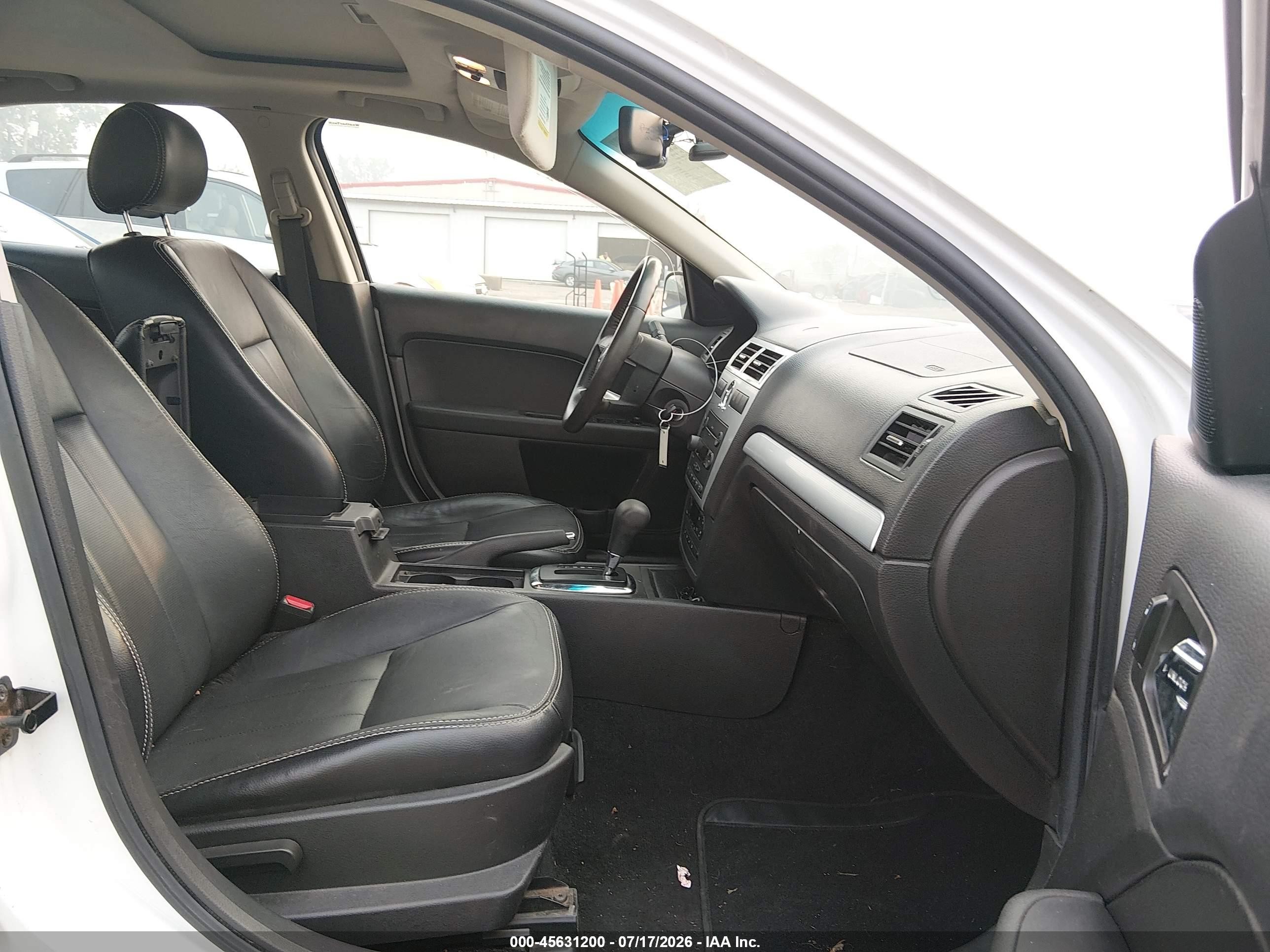 2006 Mercury Milan V6 Premier Белый vin: 3MEHM08146R661364