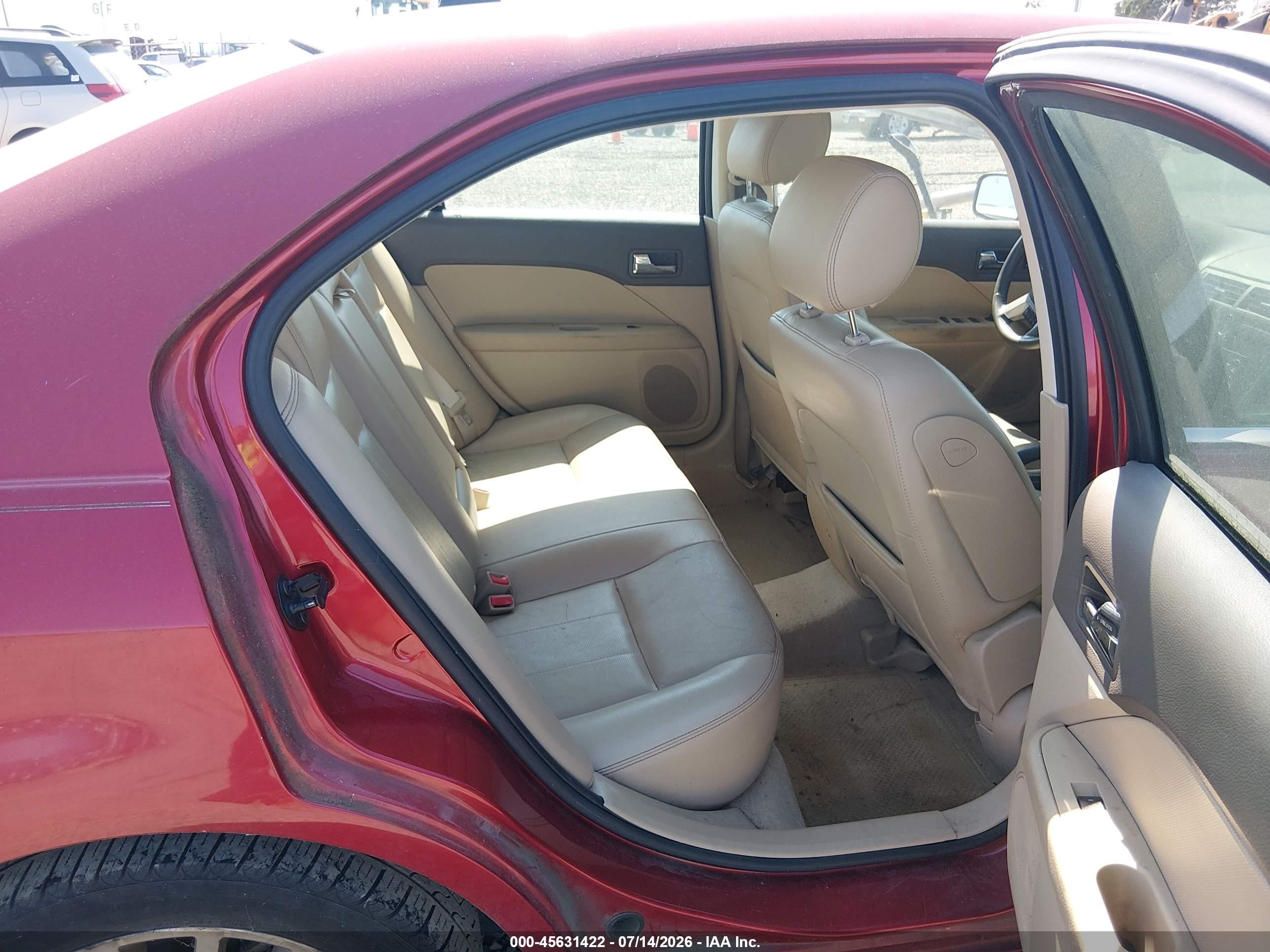 2008 Mercury Milan V6 Premier Красный vin: 3MEHM08148R661481