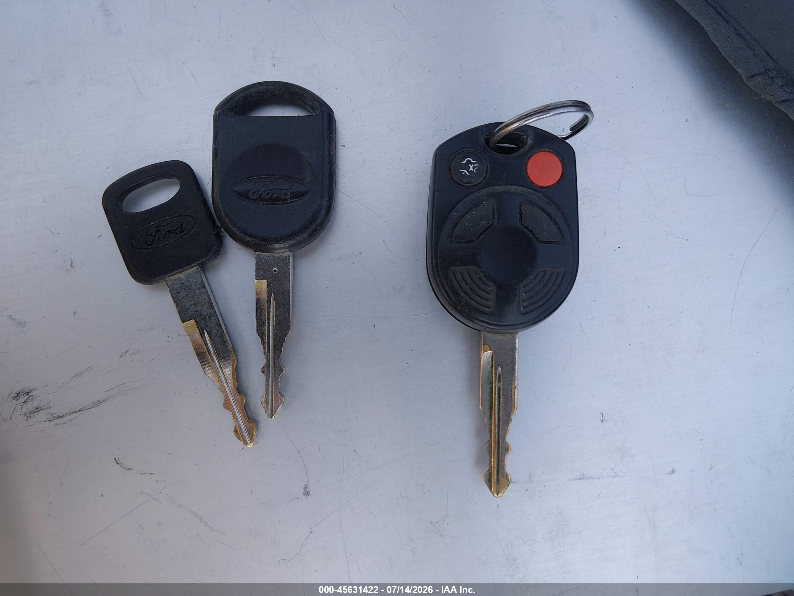 2008 Mercury Milan V6 Premier Красный vin: 3MEHM08148R661481