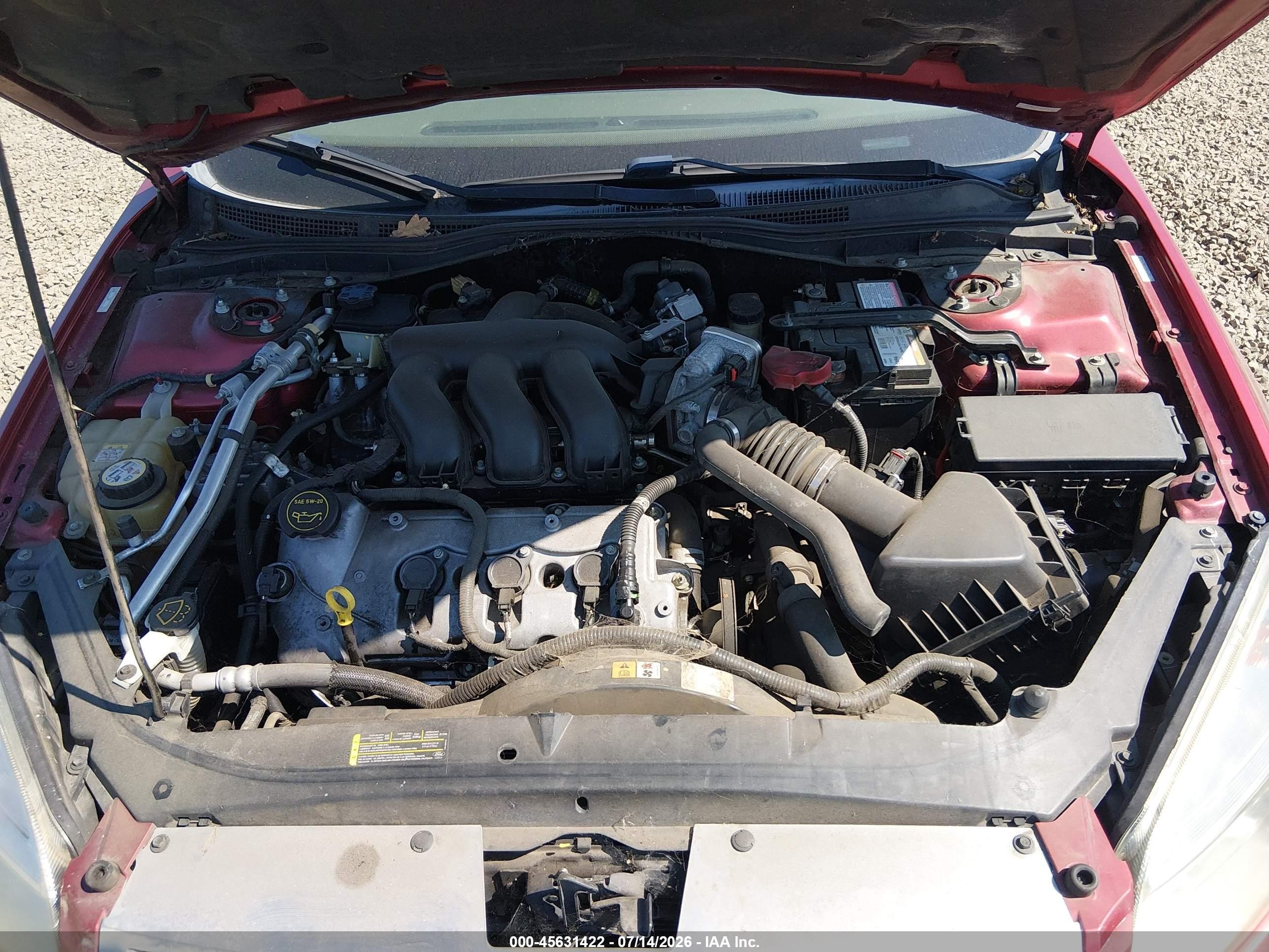 2008 Mercury Milan V6 Premier Красный vin: 3MEHM08148R661481