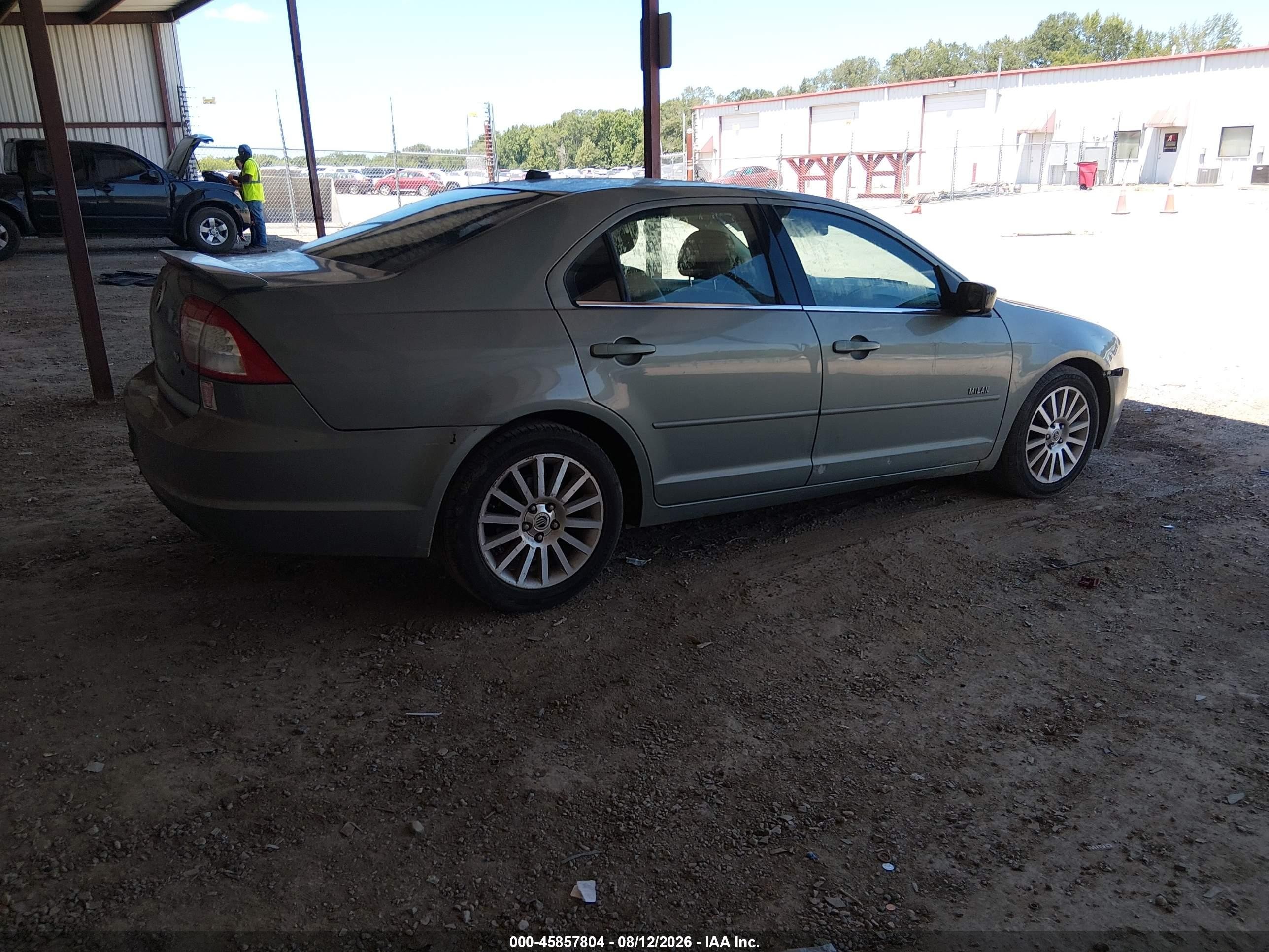 2008 Mercury Milan V6 Premier Green vin: 3MEHM08168R602559