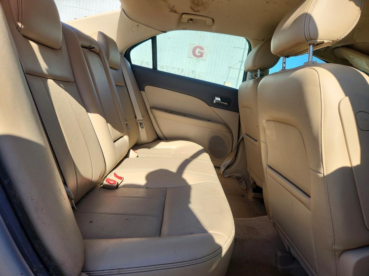 2008 Mercury Milan Premier Tan vin: 3MEHM08168R602660