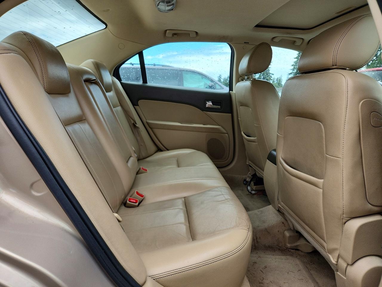 2008 Mercury Milan Premier Бежевый vin: 3MEHM08168R655942