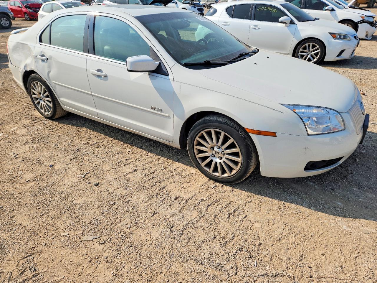 2008 Mercury Milan Premier White vin: 3MEHM08168R660073