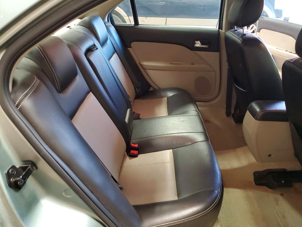 2006 Mercury Milan Premier Gray vin: 3MEHM08176R666073