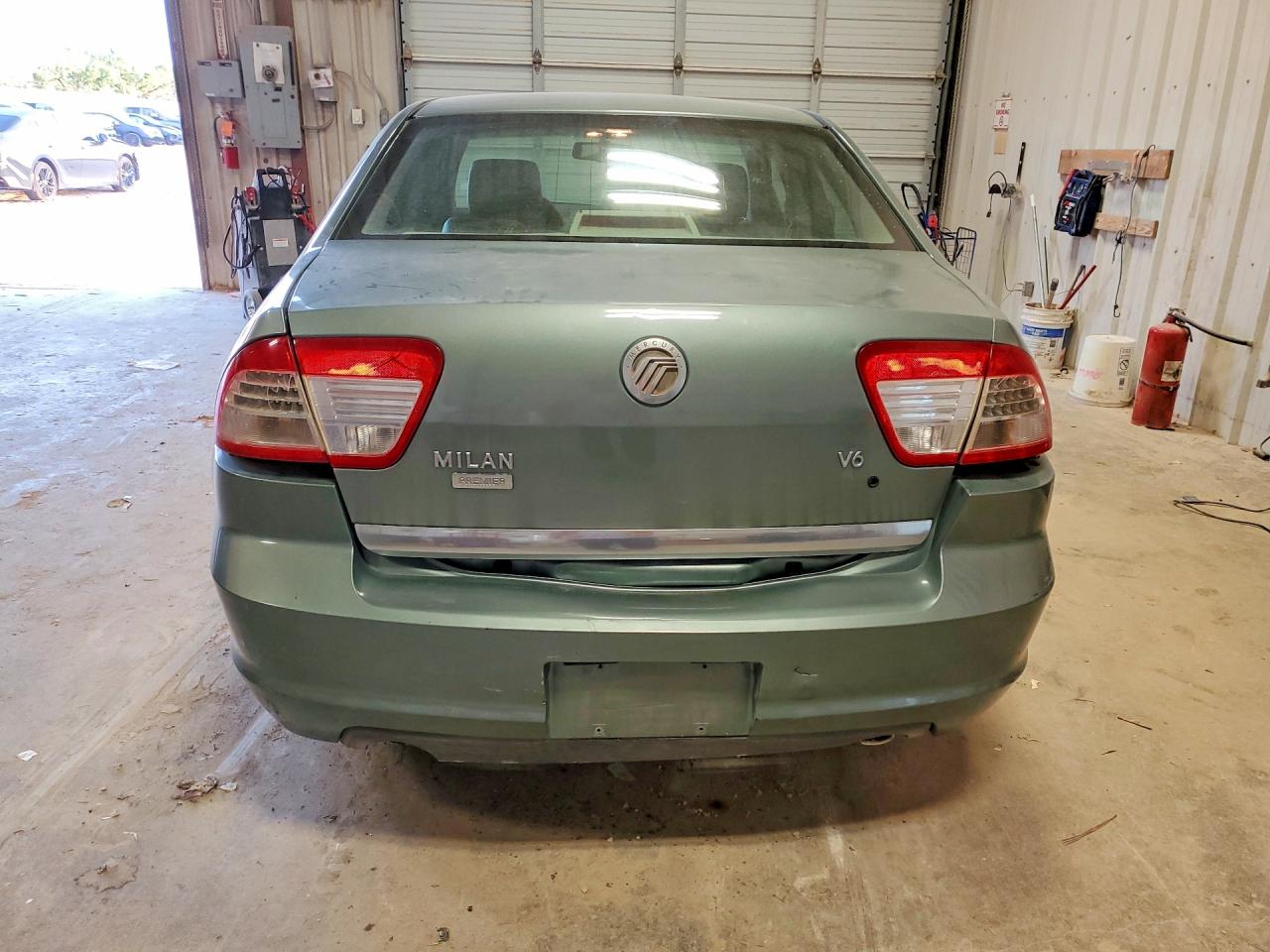 2006 Mercury Milan Premier Gray vin: 3MEHM08176R666073