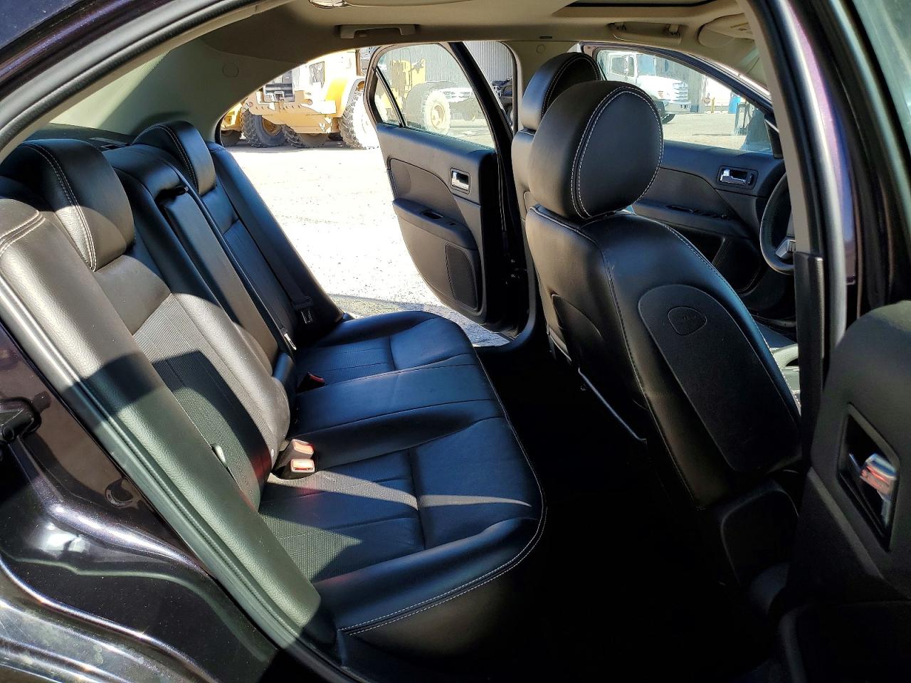 2007 Mercury Milan Premier Black vin: 3MEHM08177R635570