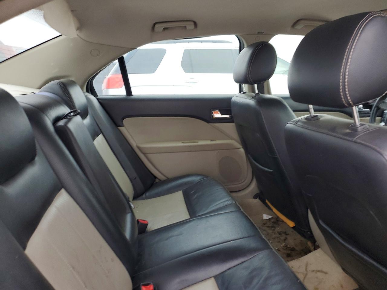 2007 Mercury Milan Premier Черный vin: 3MEHM08177R667953