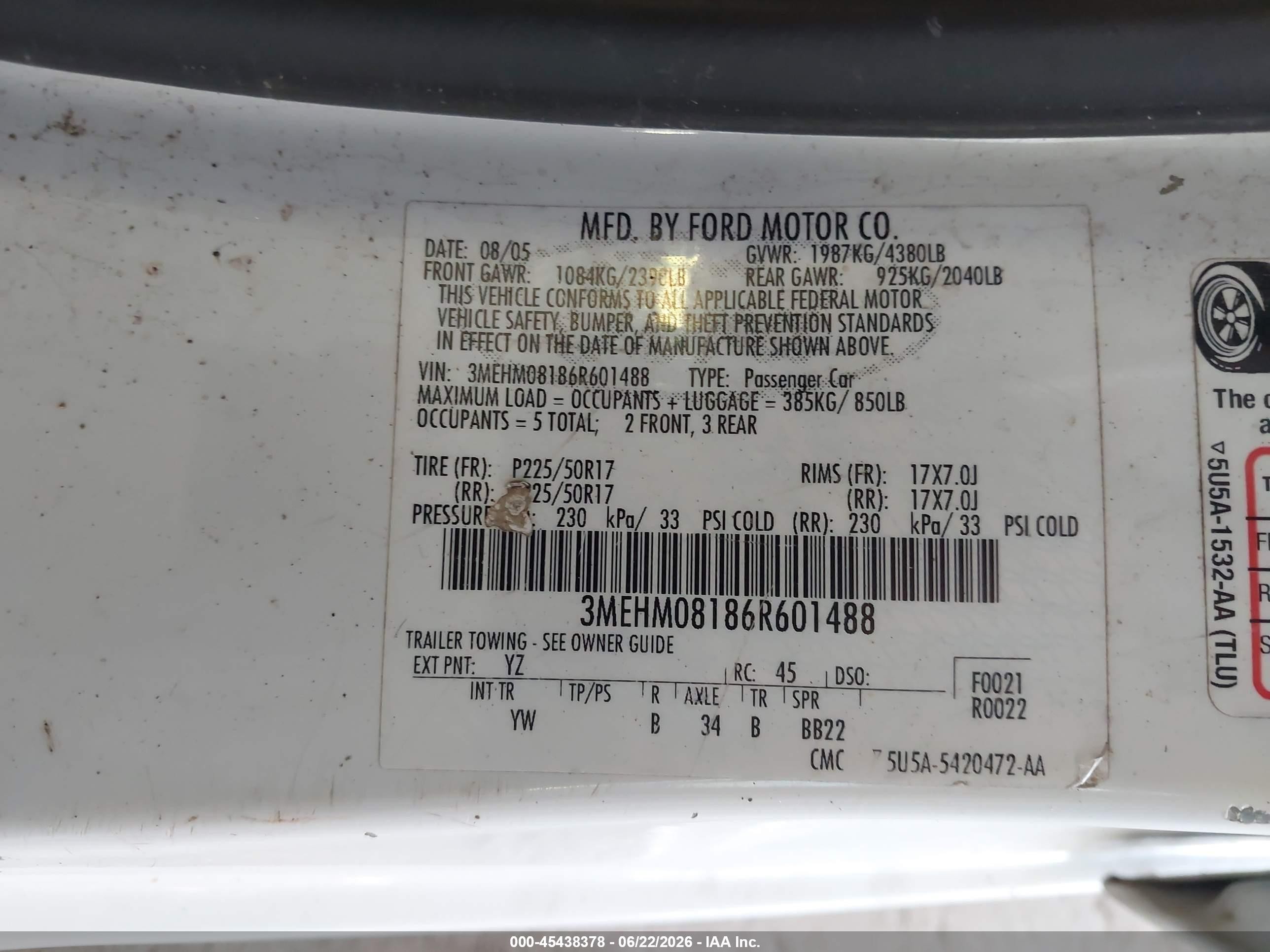 2006 Mercury Milan V6 Premier White vin: 3MEHM08186R601488