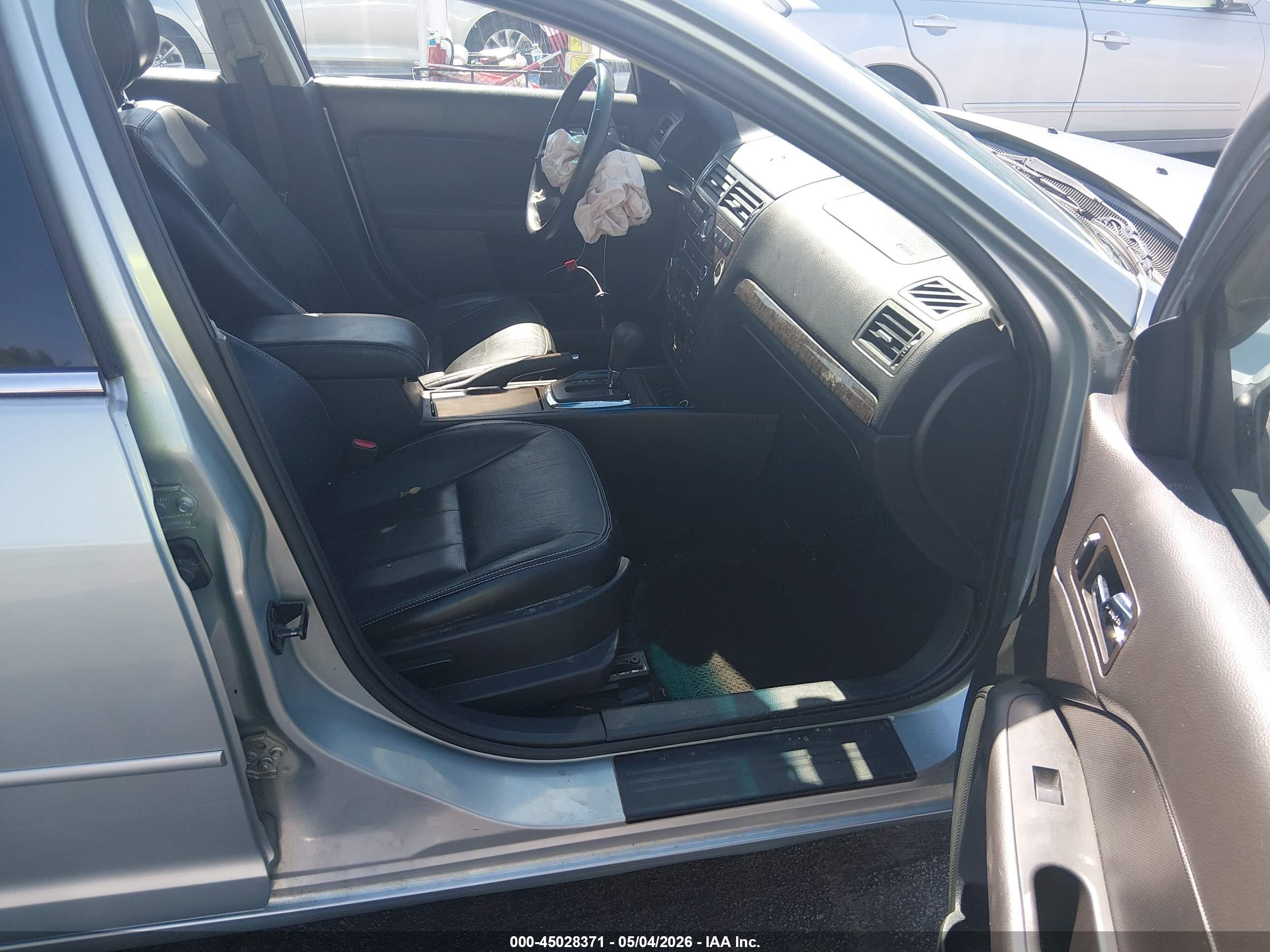 2007 Mercury Milan V6 Premier Blue vin: 3MEHM081X7R606855