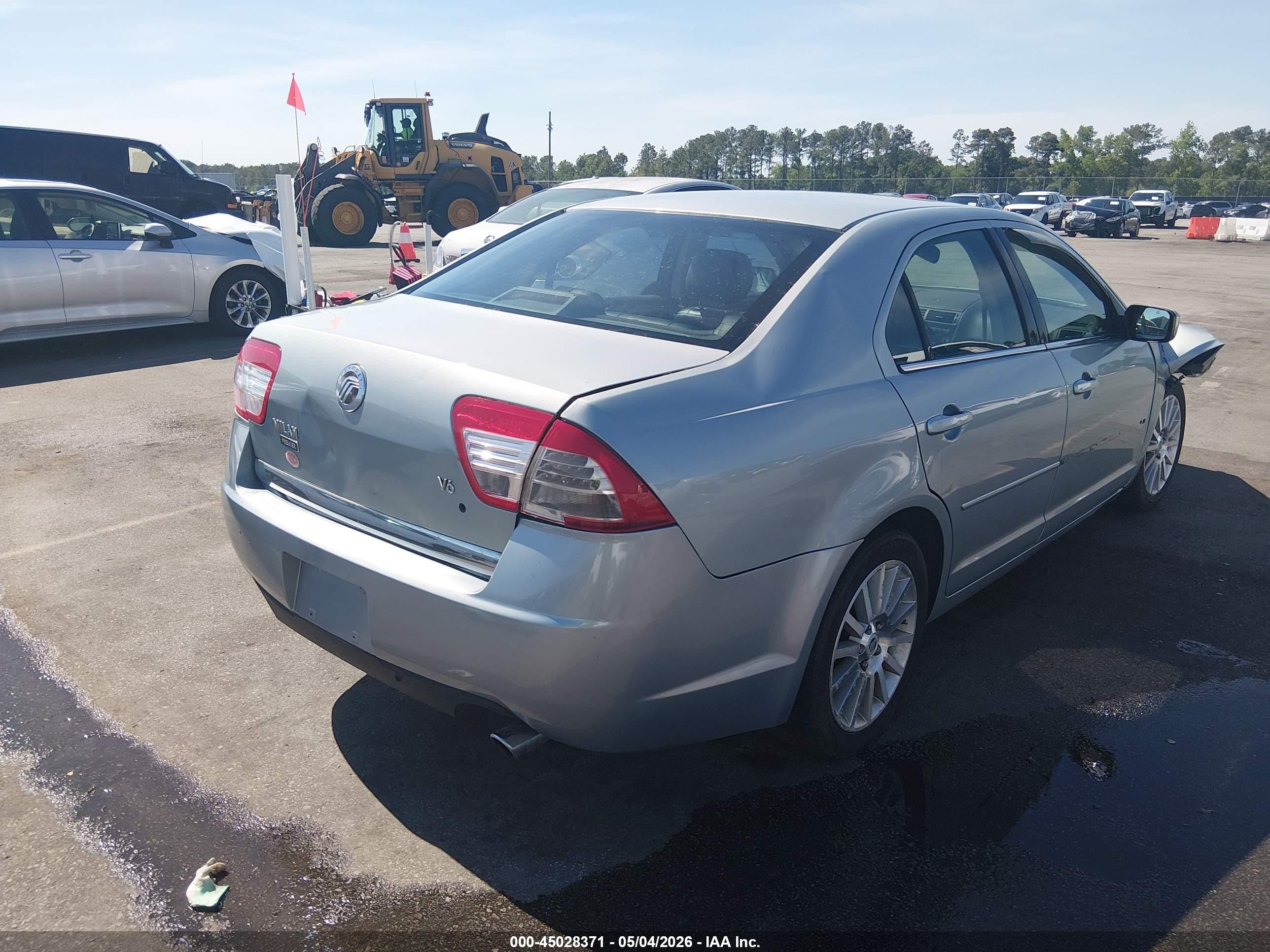 2007 Mercury Milan V6 Premier Blue vin: 3MEHM081X7R606855