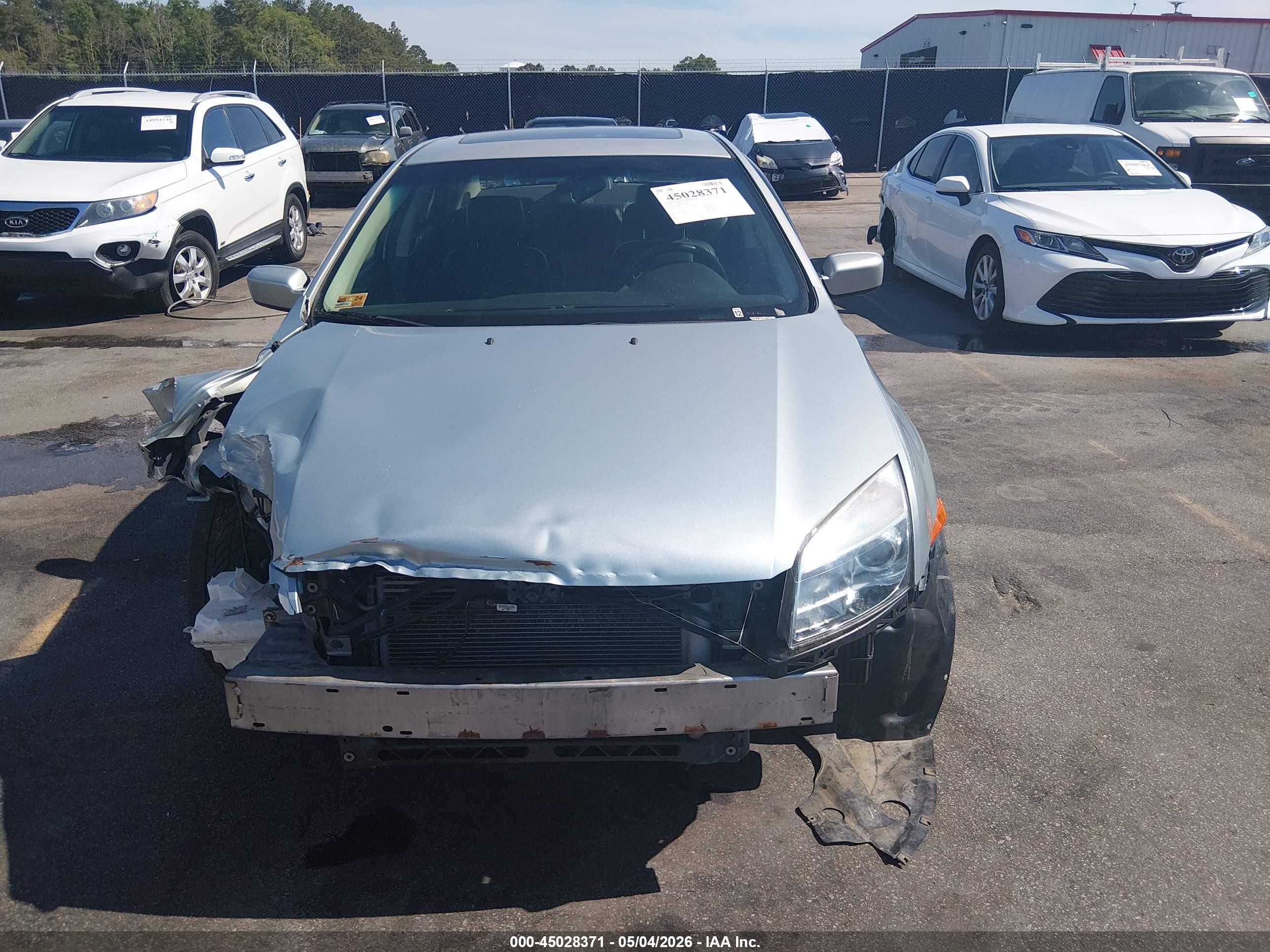 2007 Mercury Milan V6 Premier Blue vin: 3MEHM081X7R606855