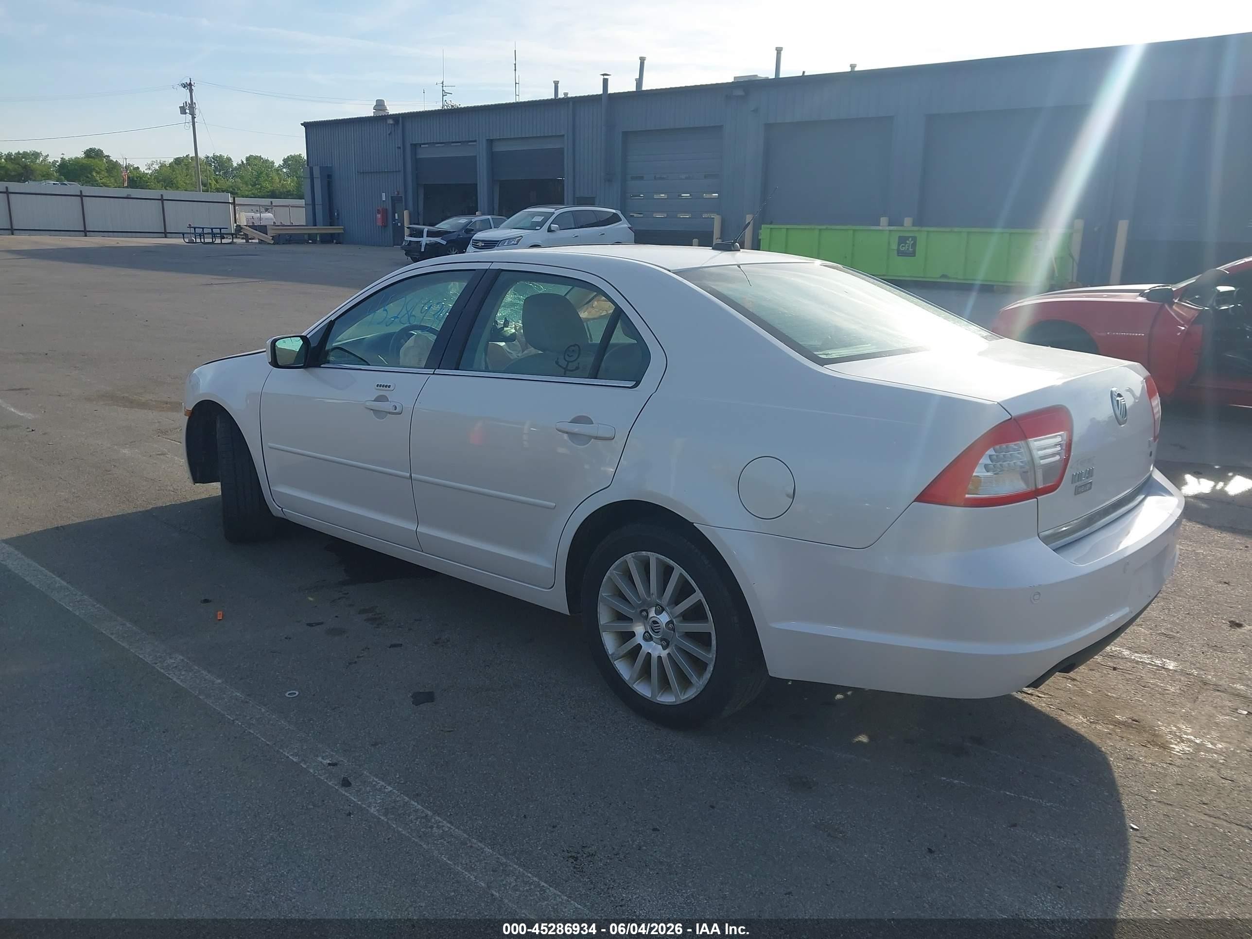 2009 Mercury Milan V6 Premier White vin: 3MEHM081X9R614067