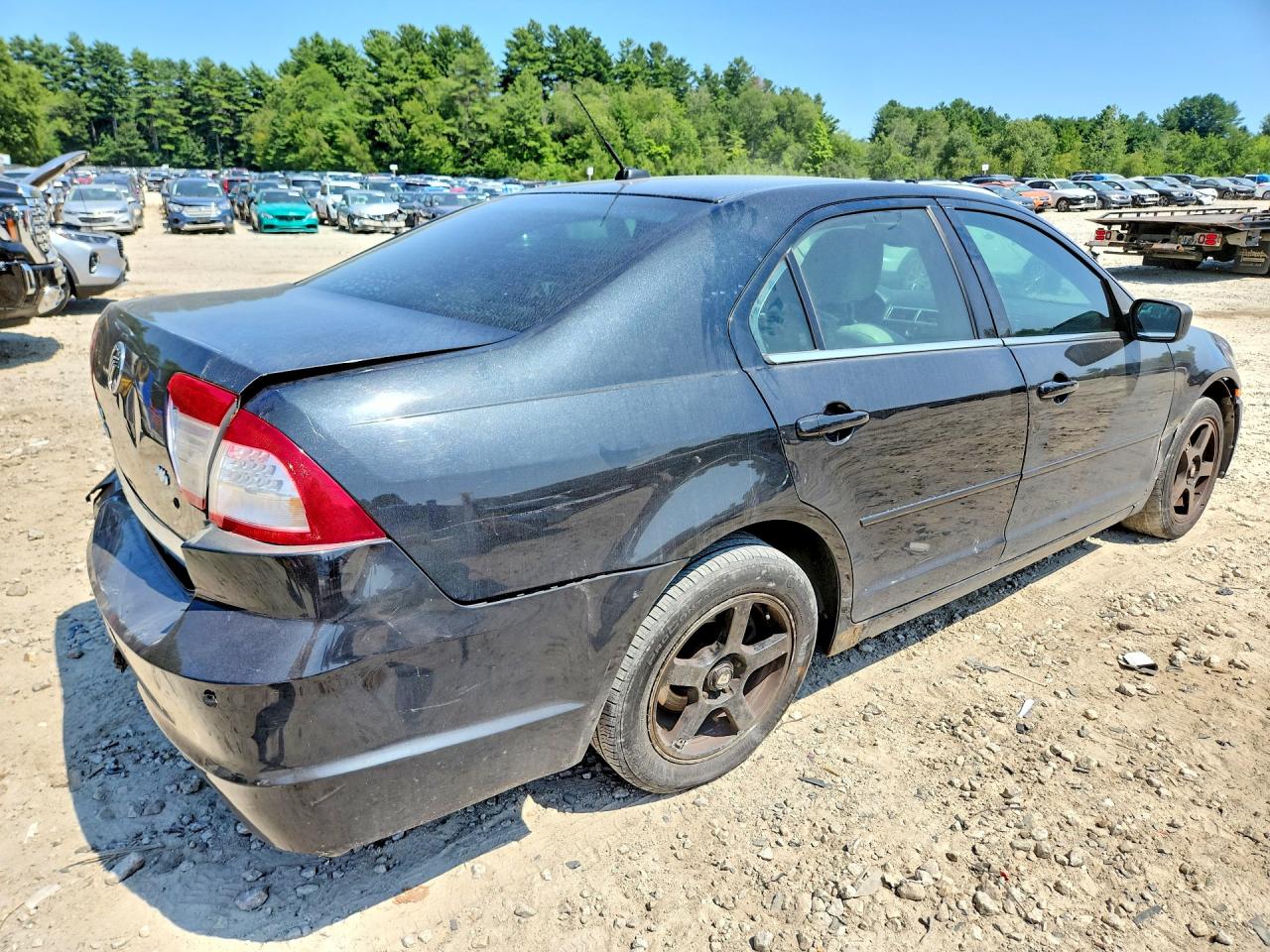 2009 Mercury Milan Premier Black vin: 3MEHM081X9R636358