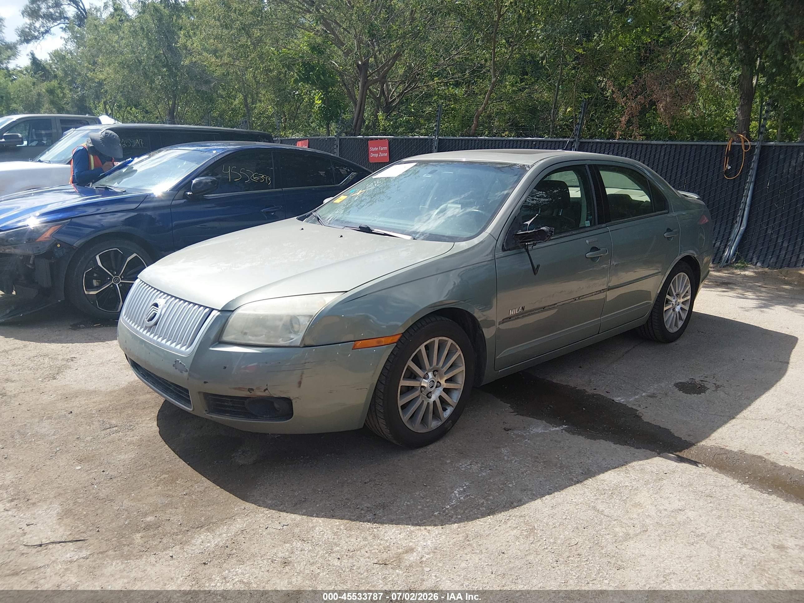 2008 Mercury Milan I4 Premier Green vin: 3MEHM08Z08R630539