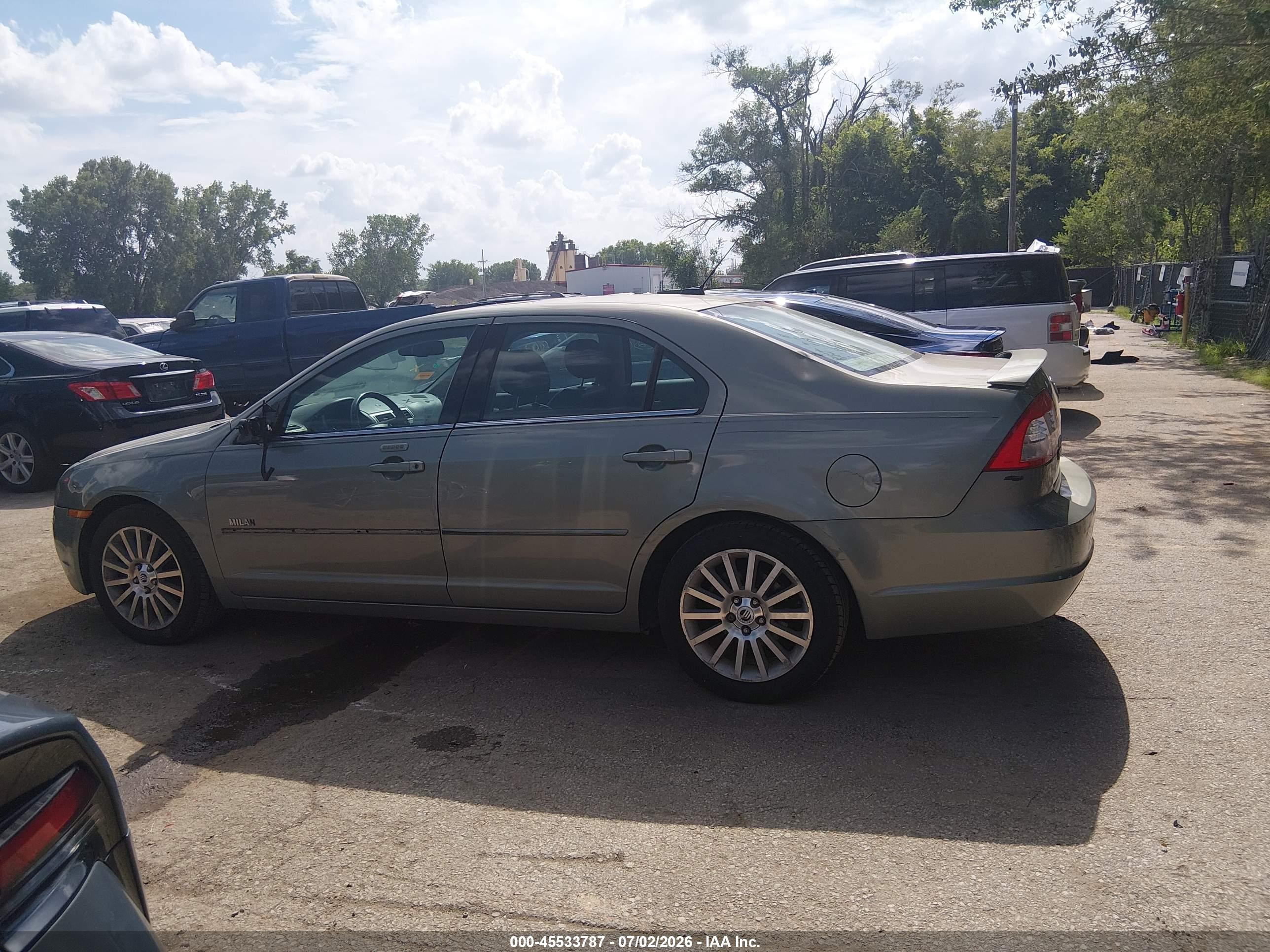 2008 Mercury Milan I4 Premier Green vin: 3MEHM08Z08R630539