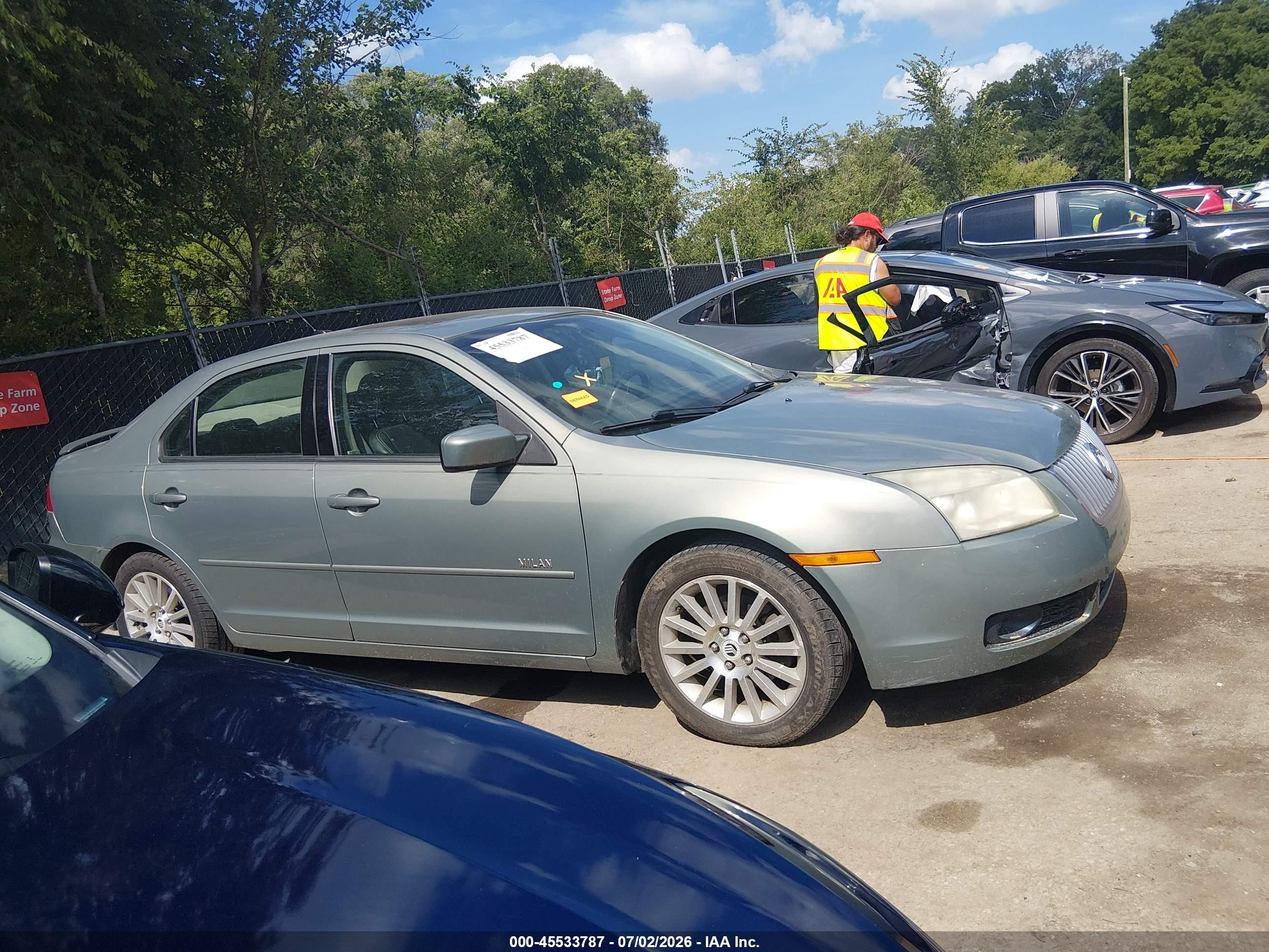 2008 Mercury Milan I4 Premier Green vin: 3MEHM08Z08R630539