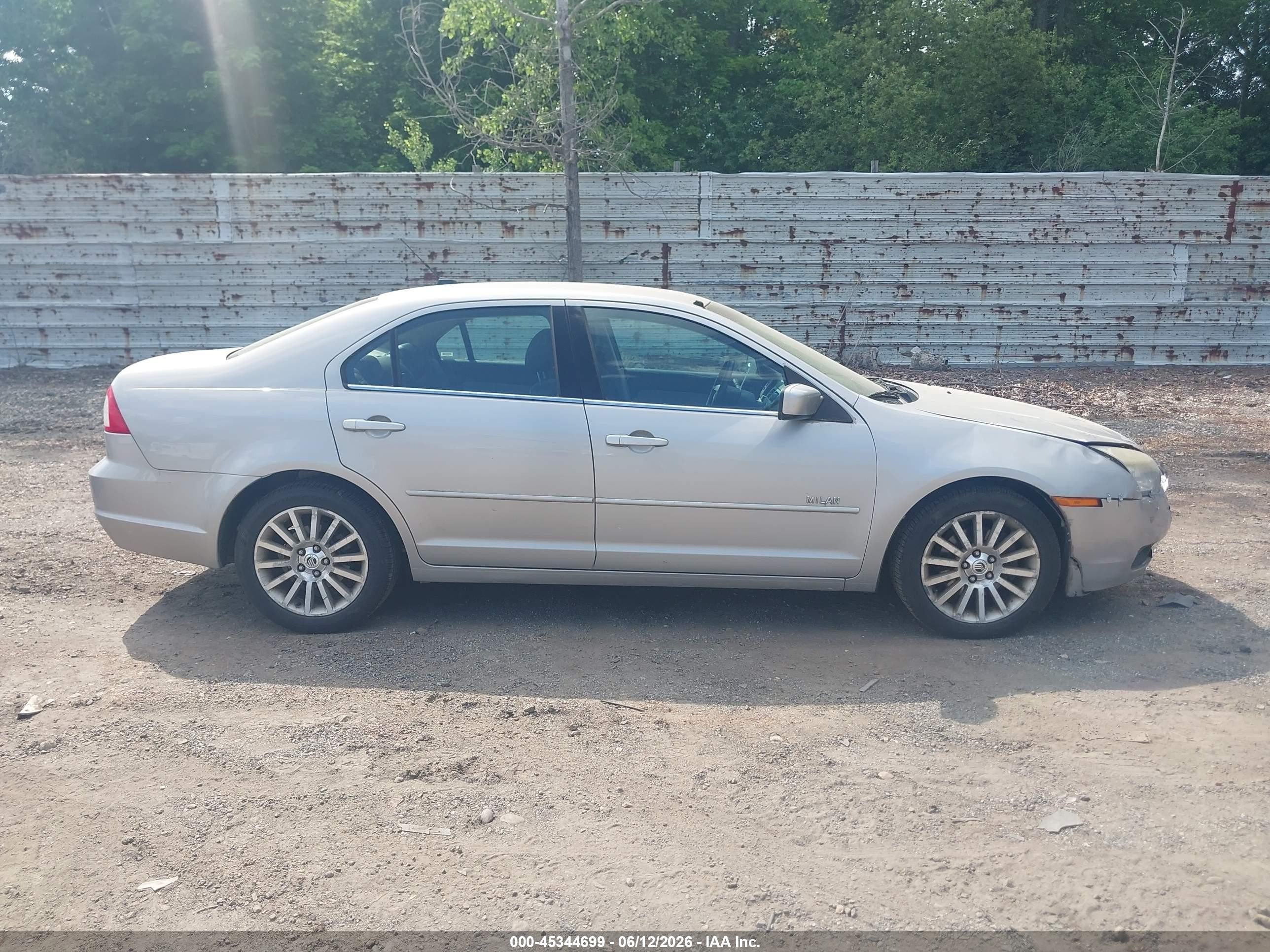 2008 Mercury Milan I4 Premier Tan vin: 3MEHM08Z18R638097
