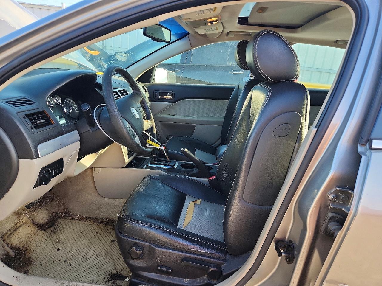 2008 Mercury Milan Premier Silver vin: 3MEHM08Z28R654700