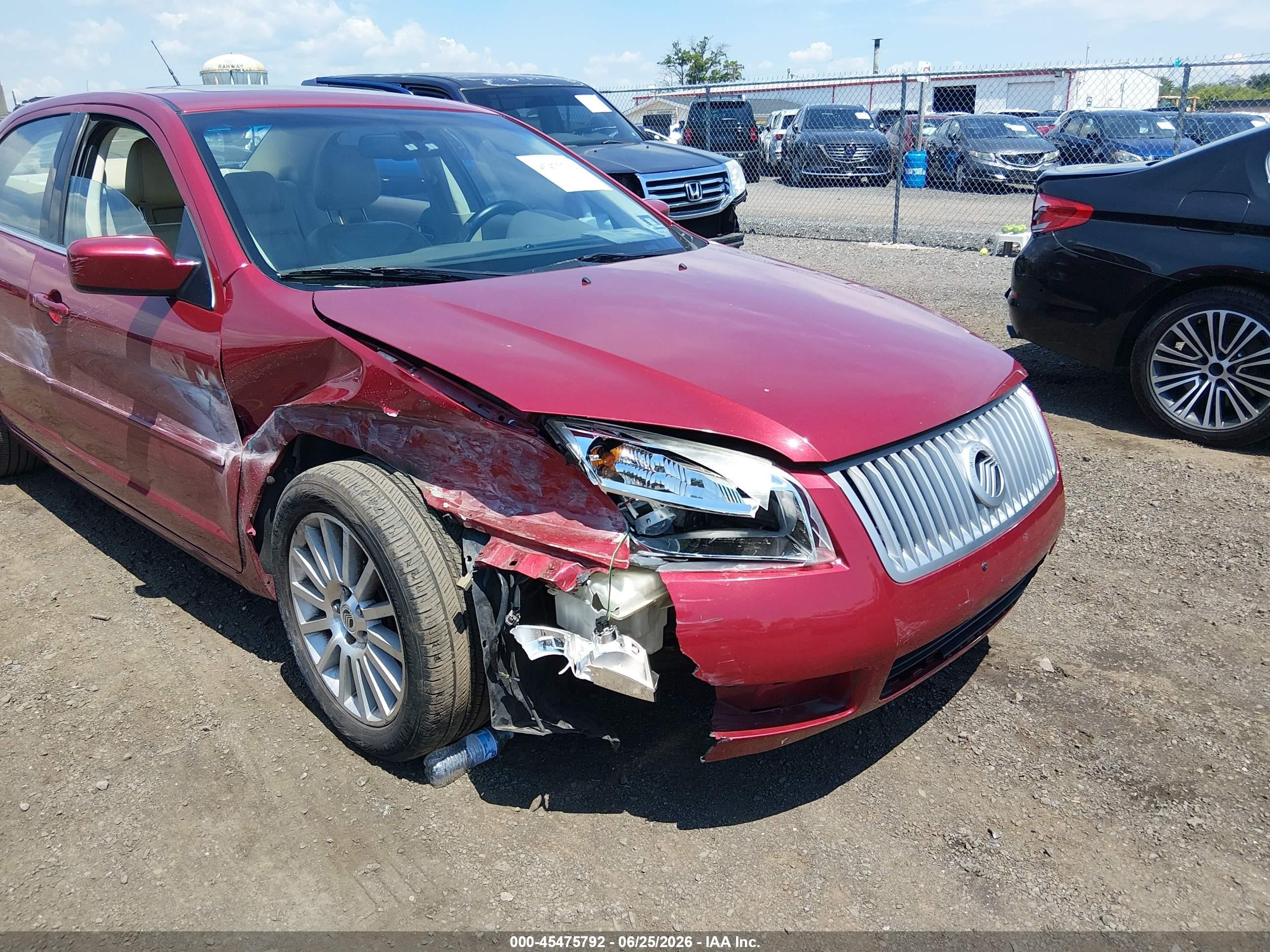 2009 Mercury Milan I4 Premier Красный vin: 3MEHM08Z39R623070