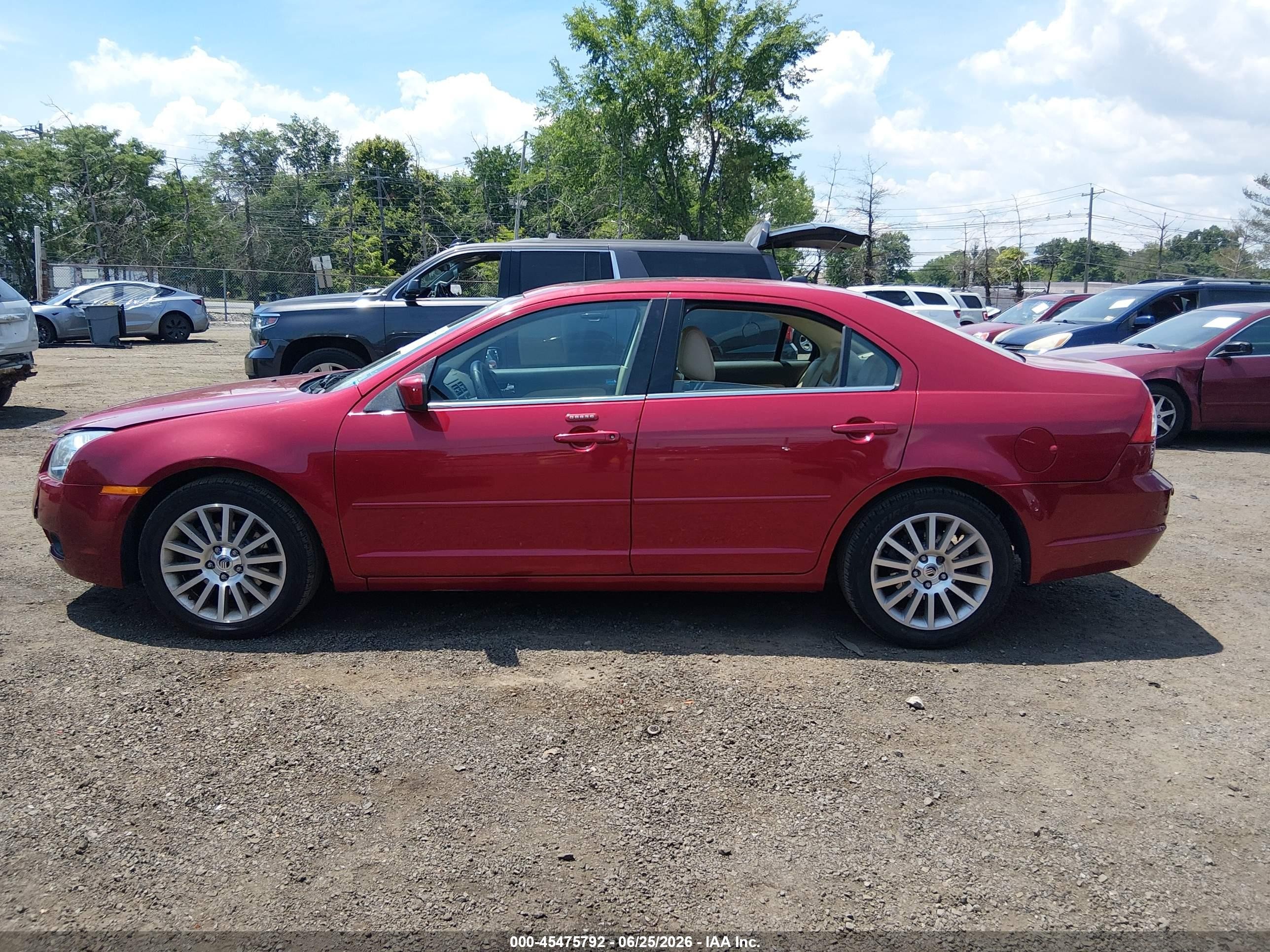 2009 Mercury Milan I4 Premier Красный vin: 3MEHM08Z39R623070