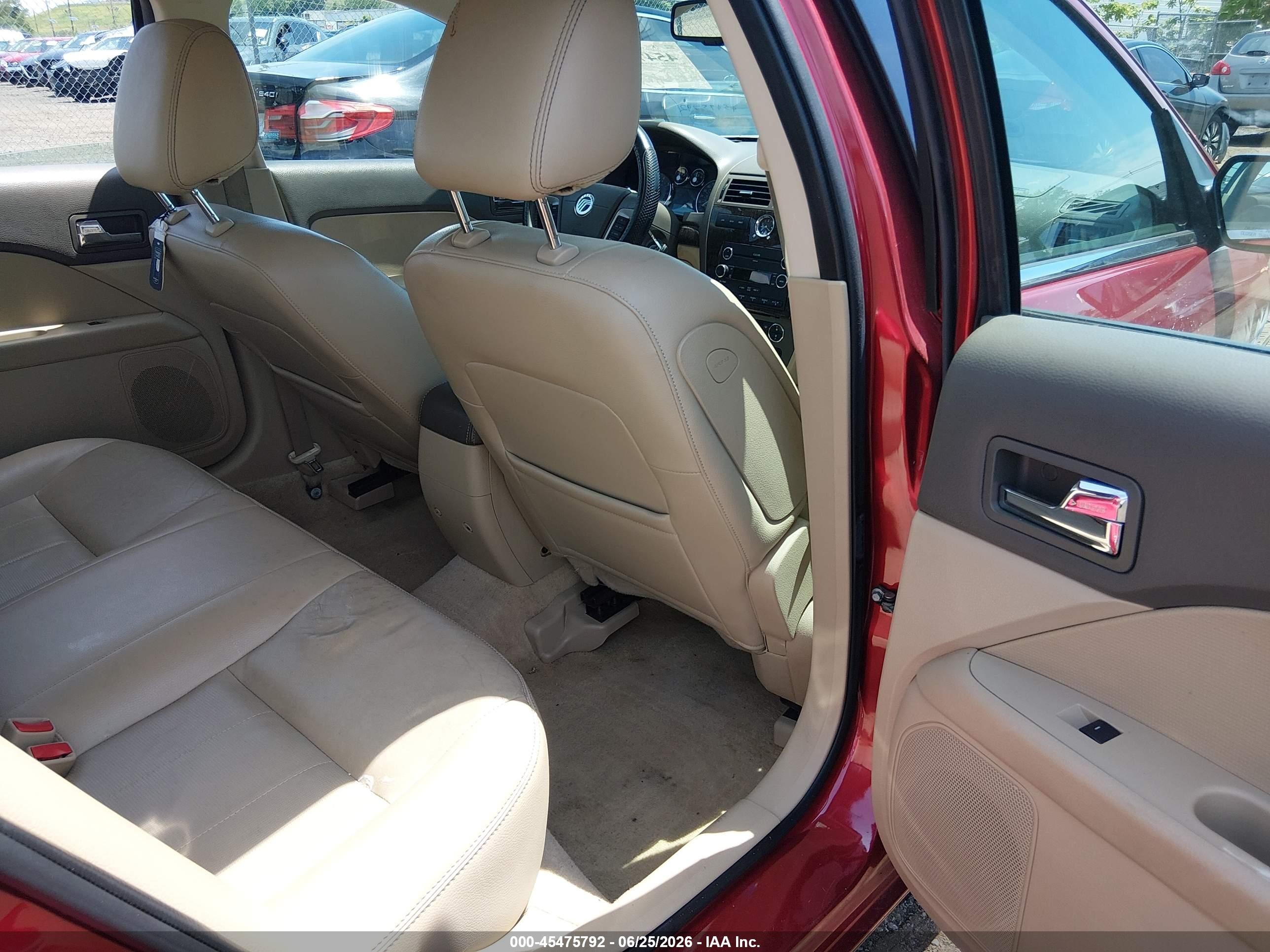 2009 Mercury Milan I4 Premier Красный vin: 3MEHM08Z39R623070