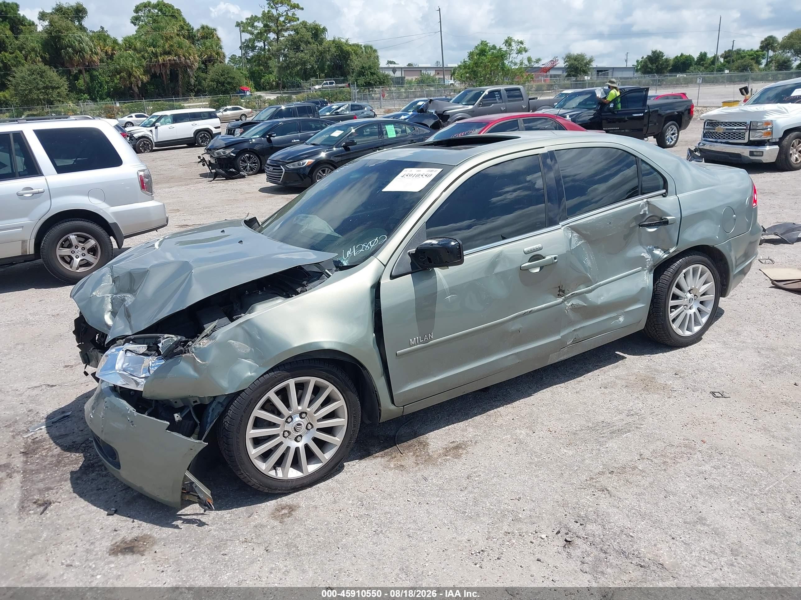 2008 Mercury Milan I4 Premier Green vin: 3MEHM08Z58R642802