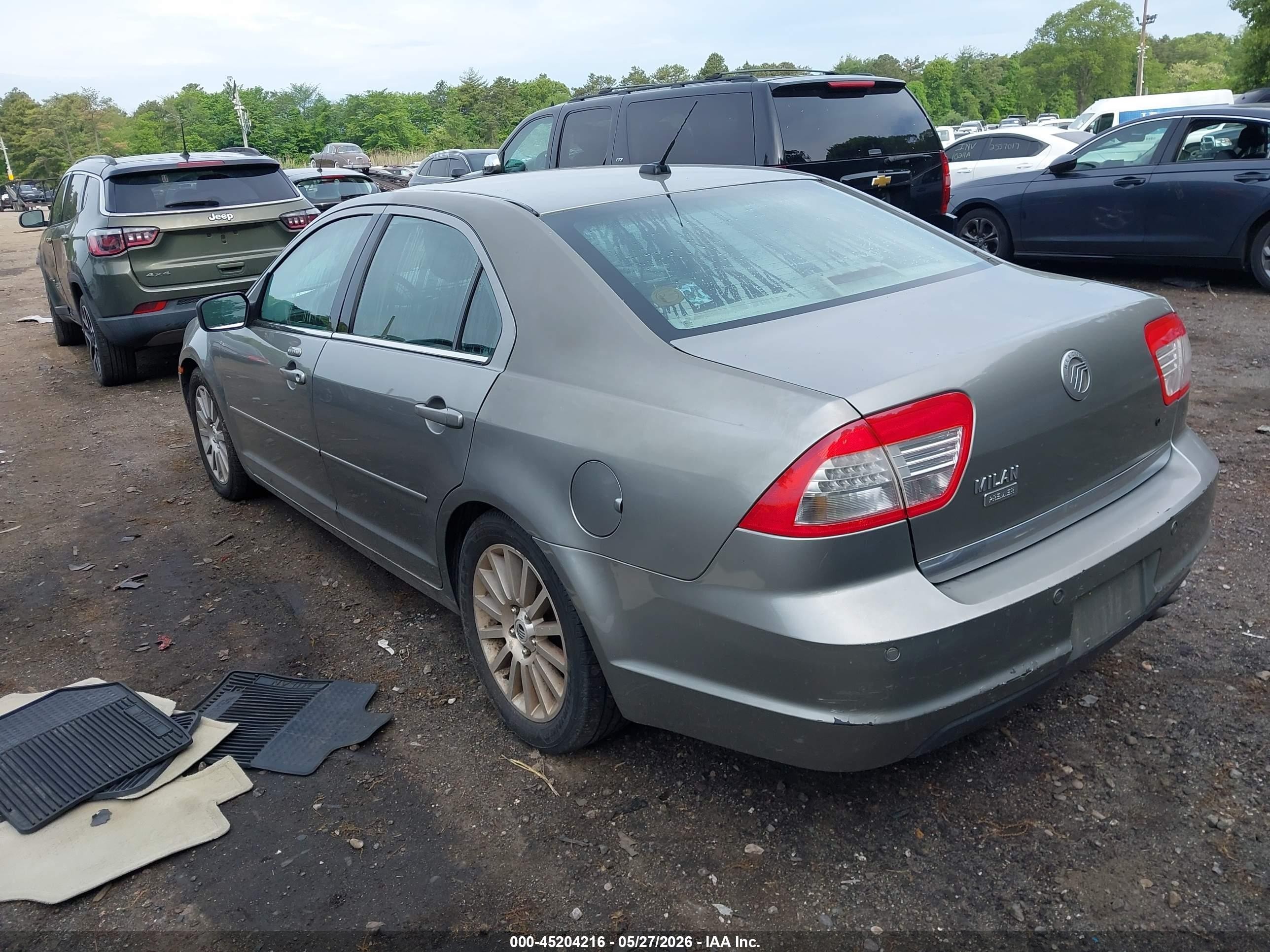 2009 Mercury Milan I4 Premier Silver vin: 3MEHM08Z79R617563