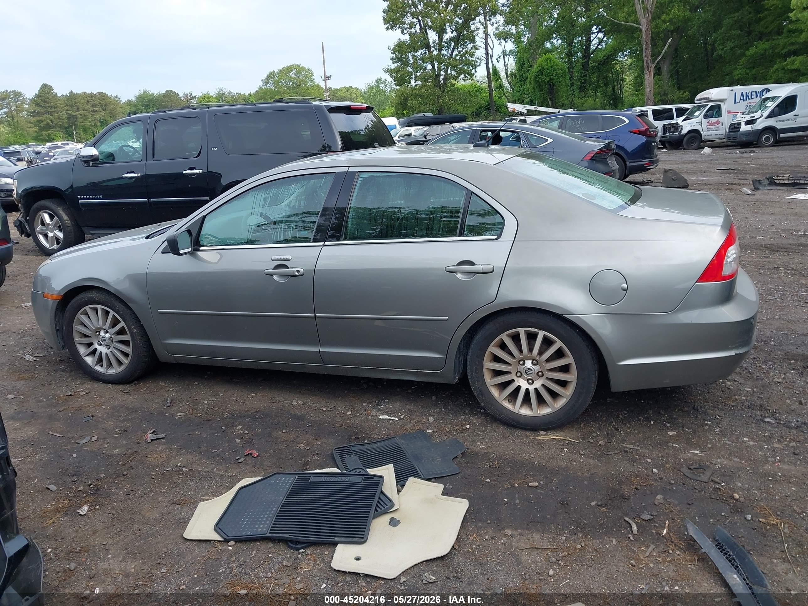 2009 Mercury Milan I4 Premier Silver vin: 3MEHM08Z79R617563