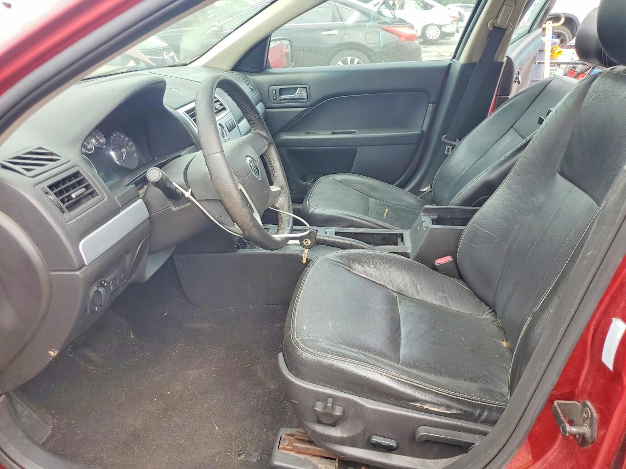2007 Mercury Milan Premier Red vin: 3MEHM08Z87R652366