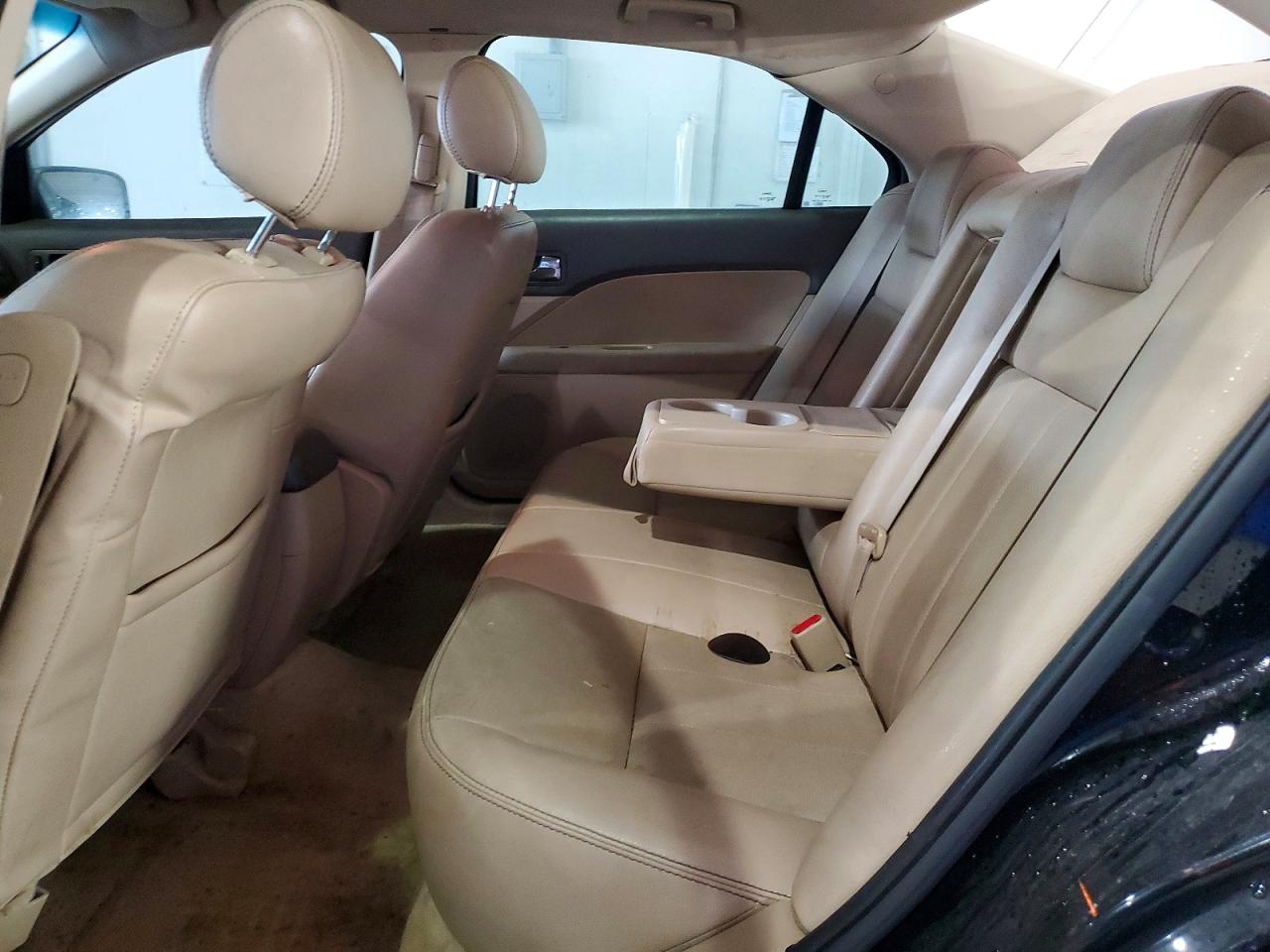 2008 Mercury Milan Black vin: 3MEHM08Z98R611181
