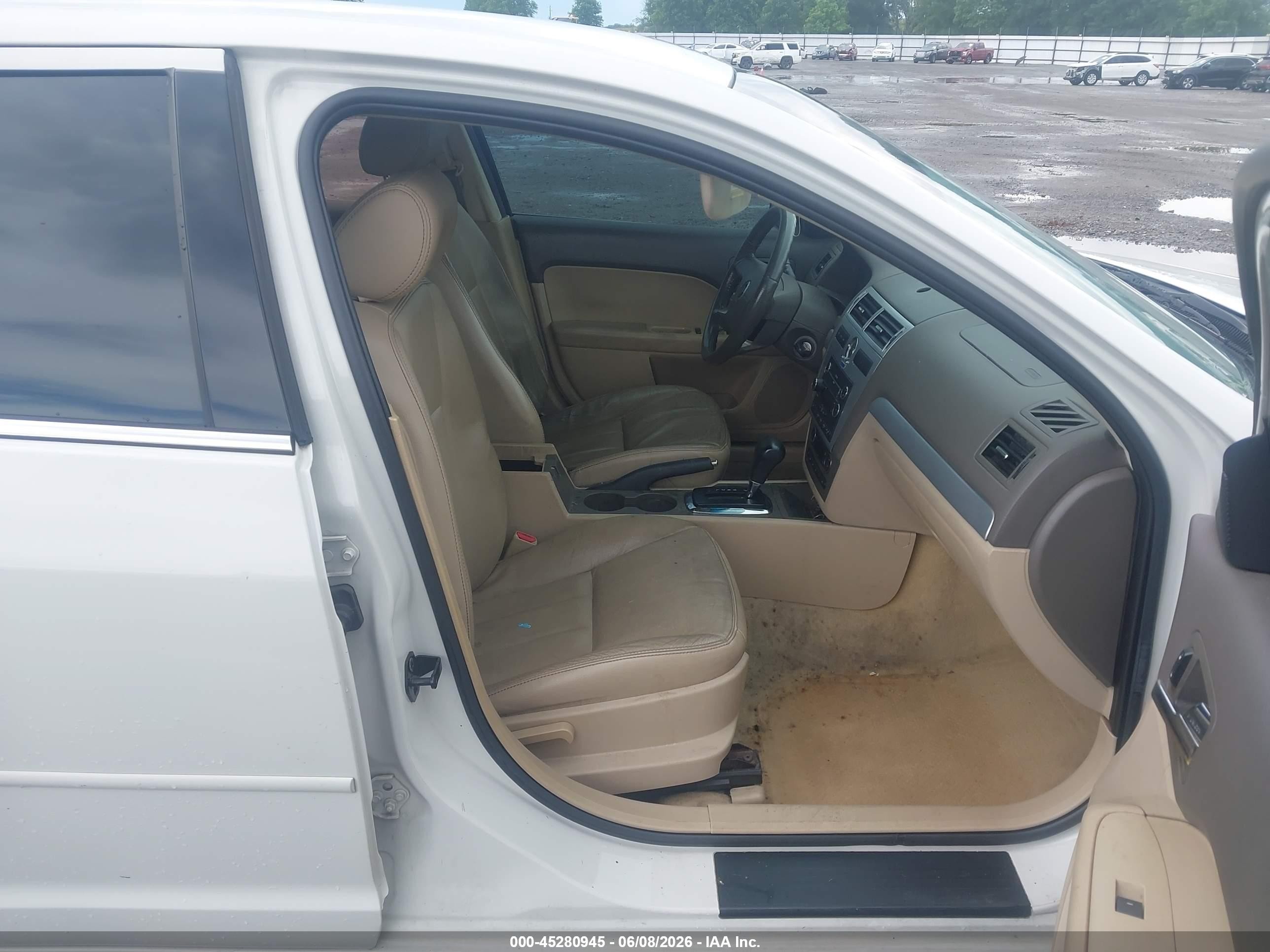 2008 Mercury Milan I4 Premier White vin: 3MEHM08Z98R618969