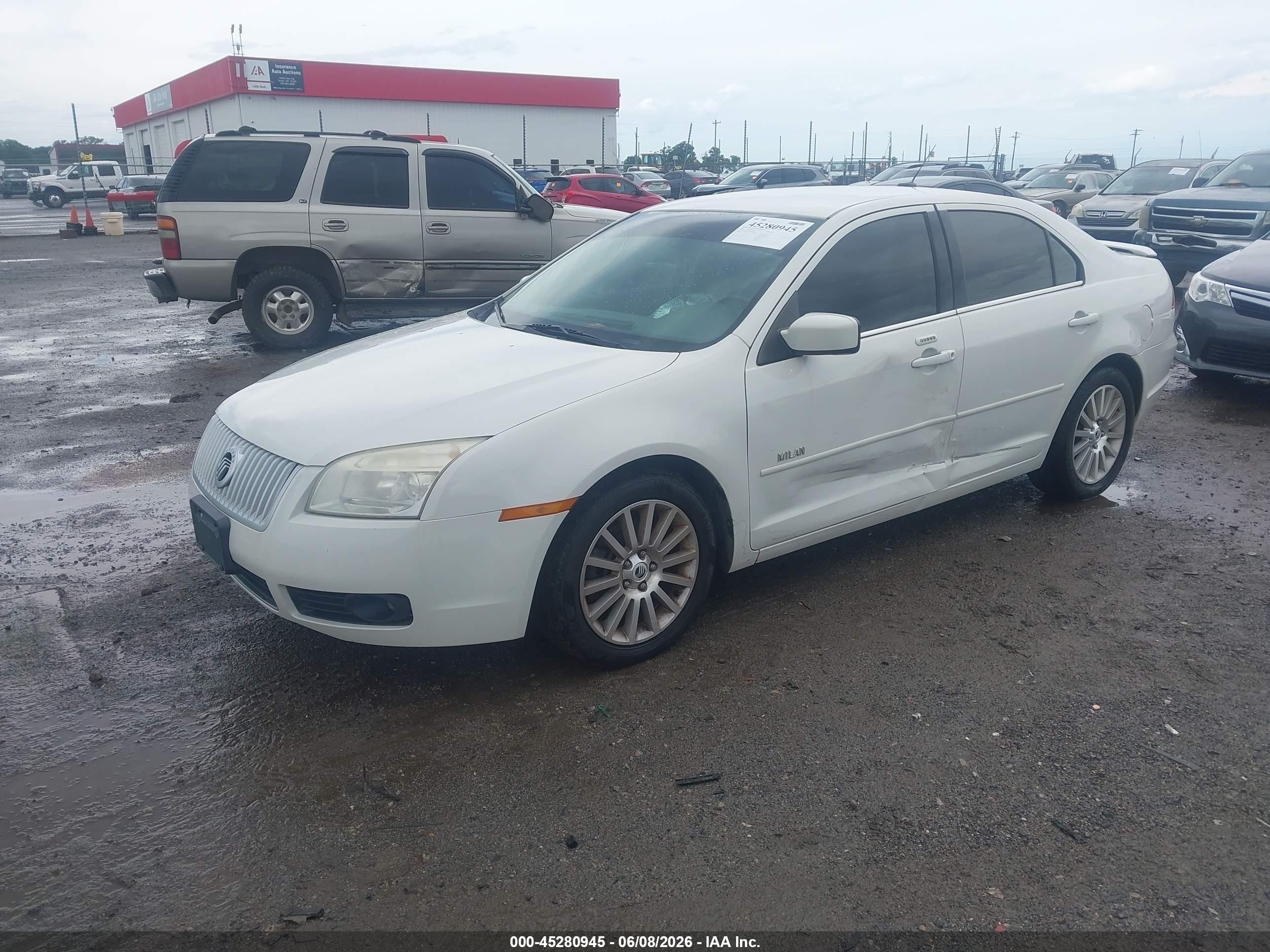 2008 Mercury Milan I4 Premier White vin: 3MEHM08Z98R618969