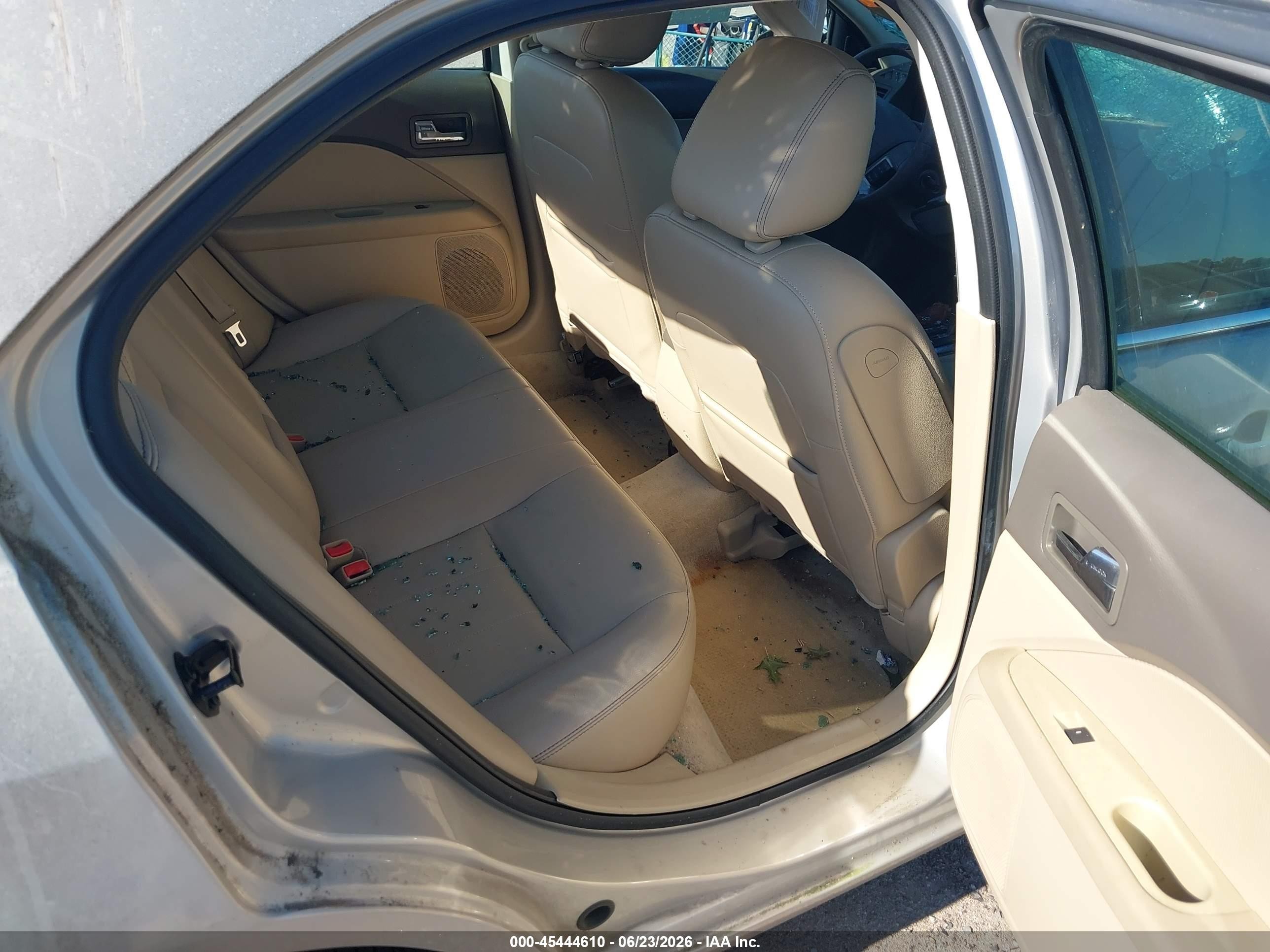 2009 Mercury Milan I4 Premier Желто-коричневый vin: 3MEHM08Z99R601297