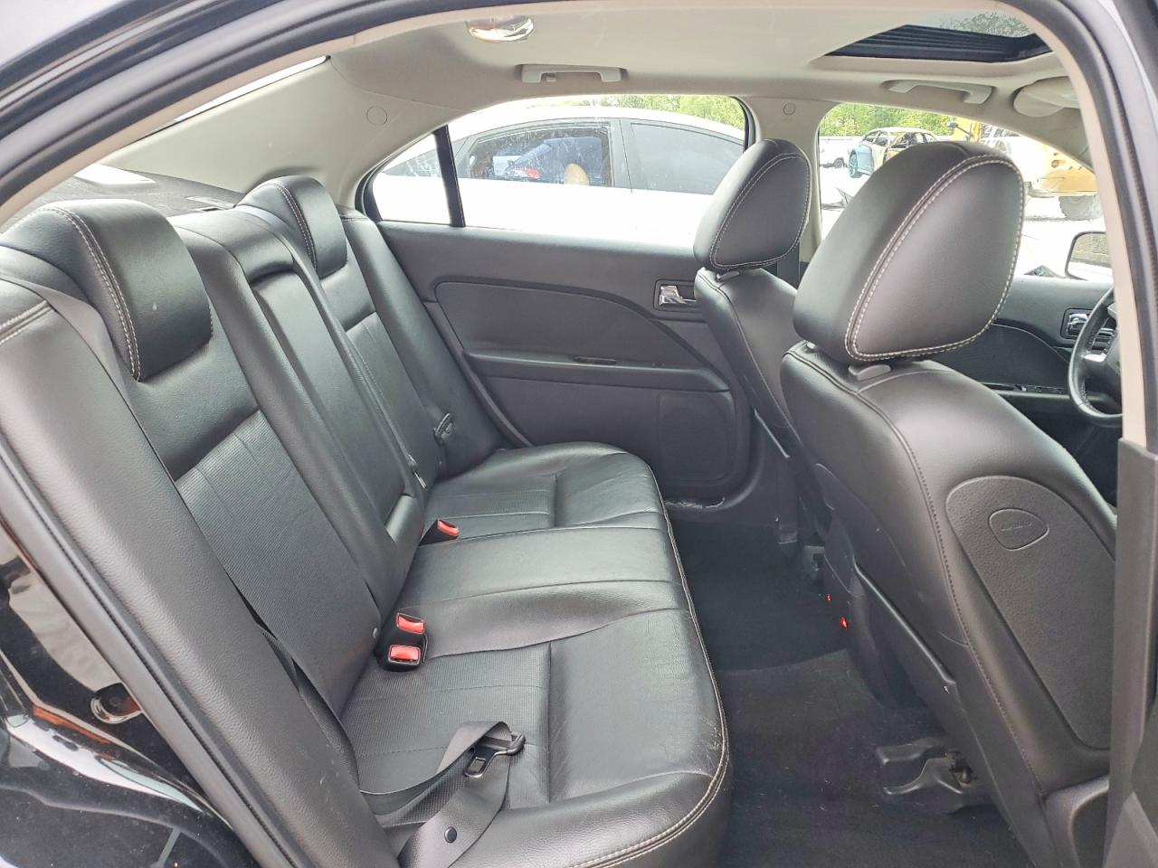 2009 Mercury Milan Premier Black vin: 3MEHM08Z99R623056
