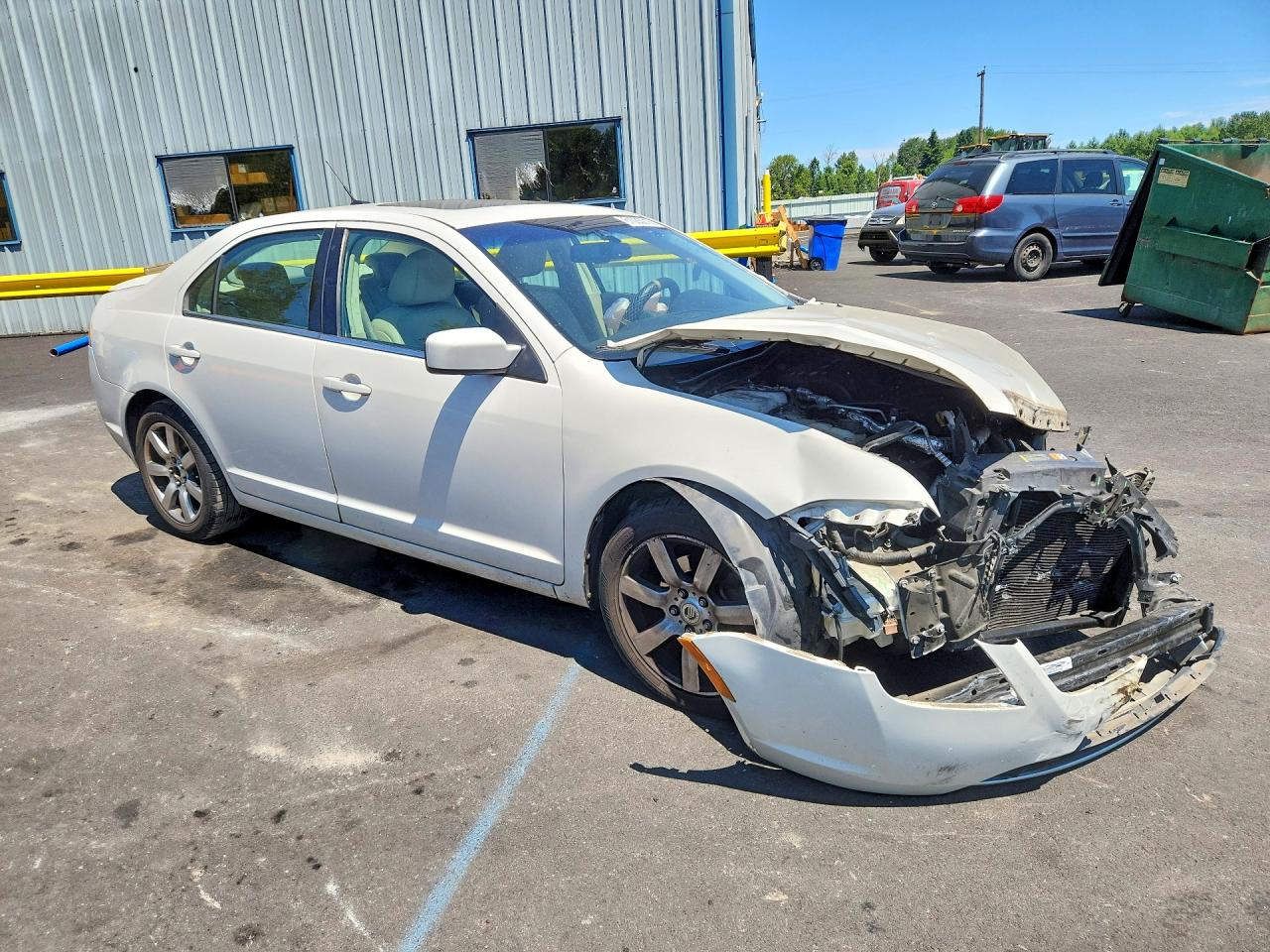 2010 Mercury Milan Premier Белый vin: 3MEHM0CG3AR651512