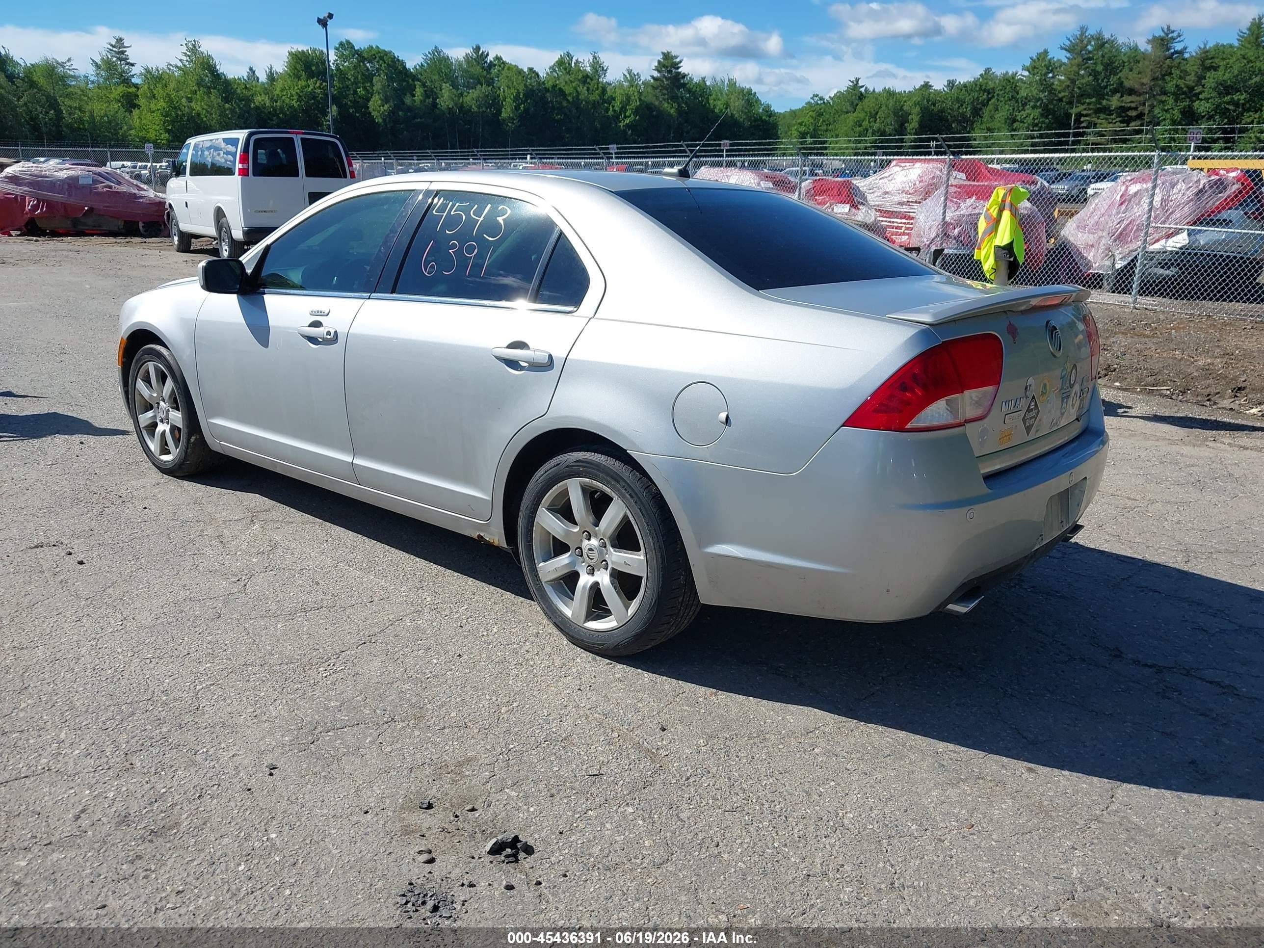 2010 Mercury Milan Premier Серебряный vin: 3MEHM0CG6AR662617