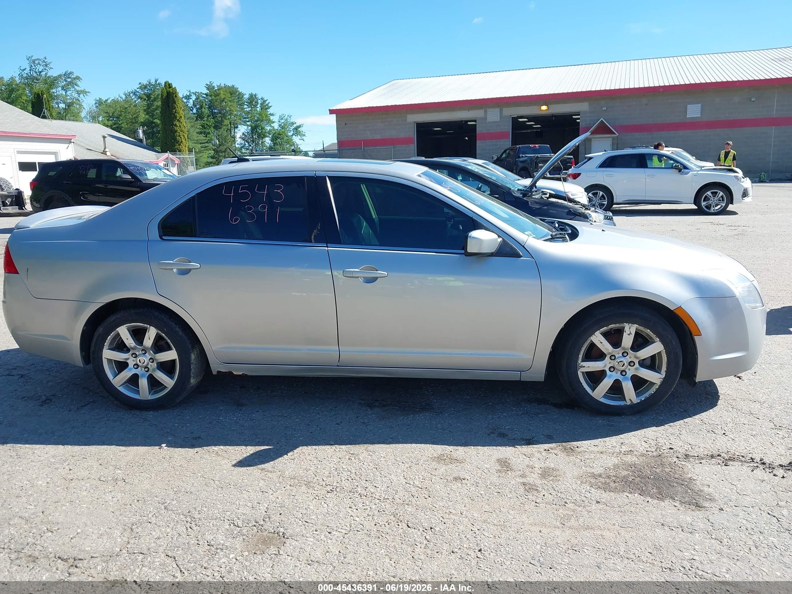 2010 Mercury Milan Premier Серебряный vin: 3MEHM0CG6AR662617
